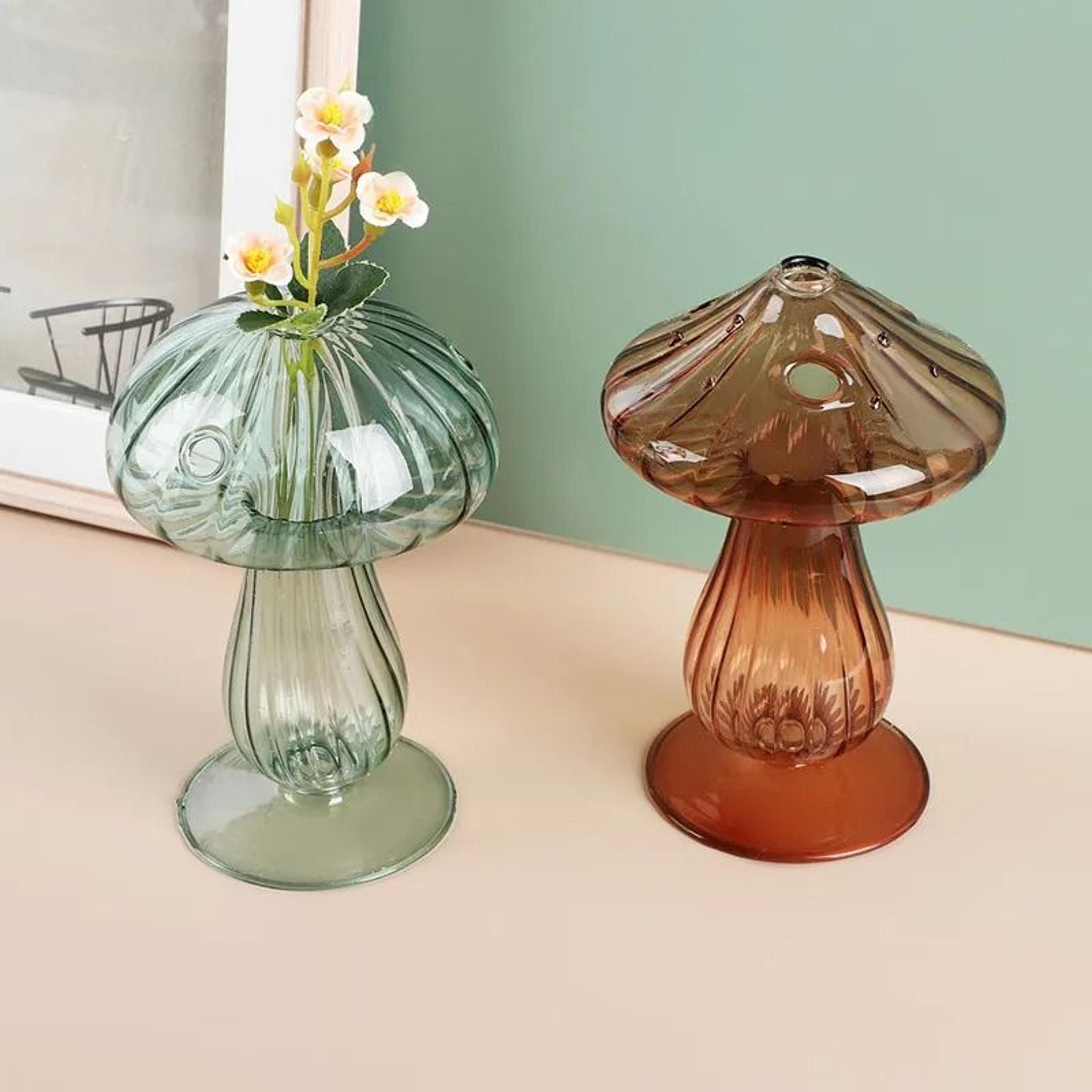 Mini Mushroom Glass Vase Creative Hydroponic Plant  Aromatherapy Bottle For Nordic Home Decor 3