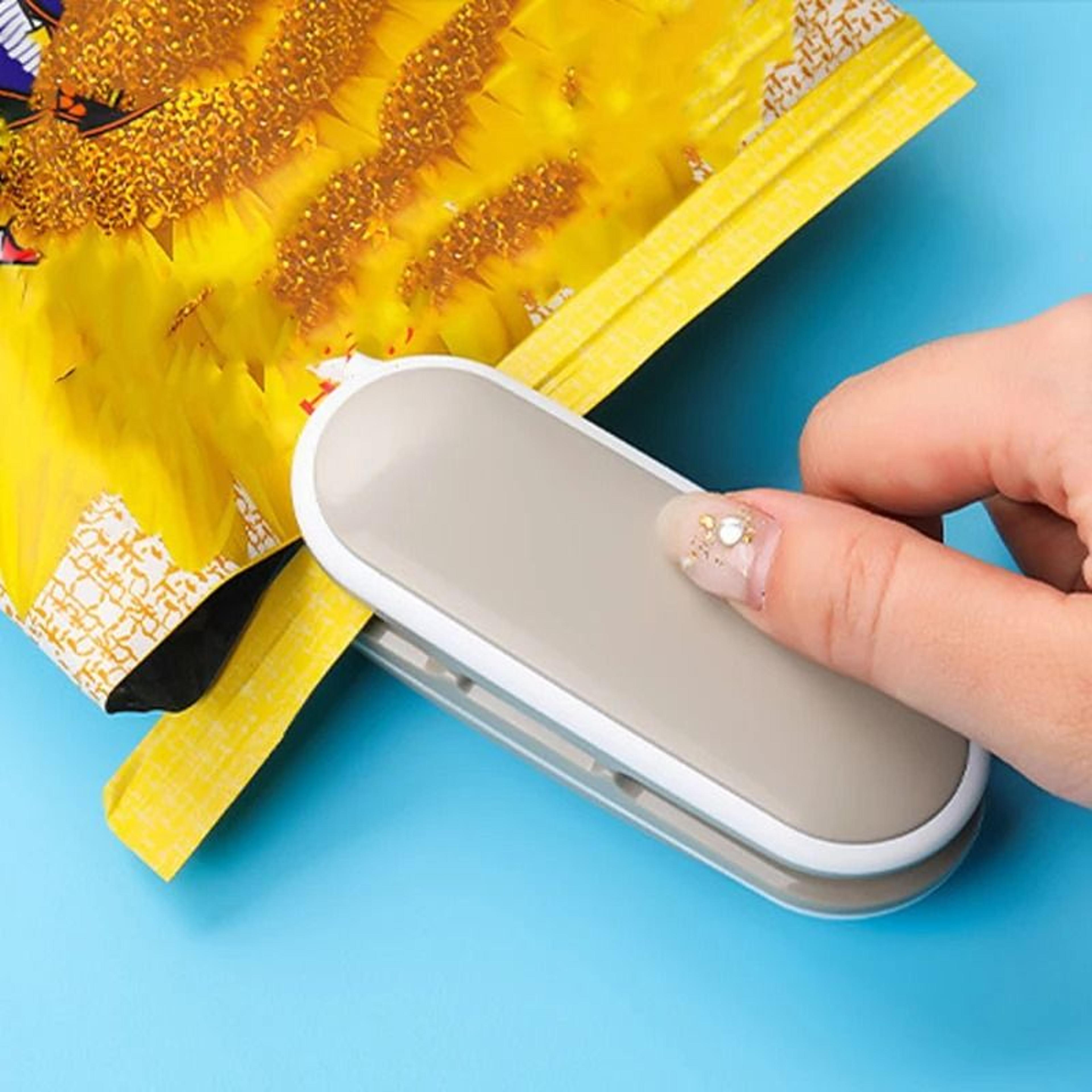 mini portable hand-pressure heat sealing machine & snack preservation clip
