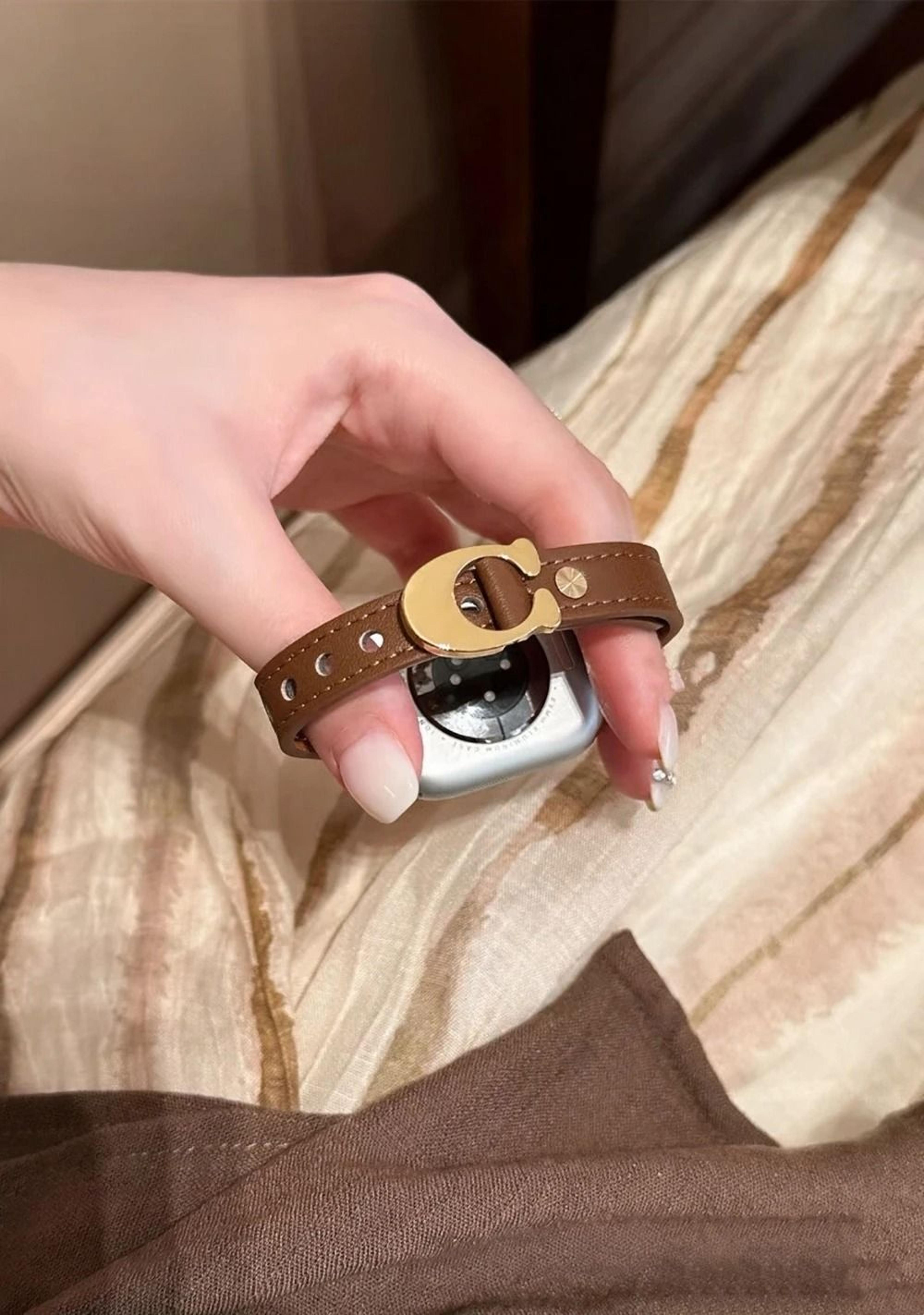 Luxury Leather Loop Strap For Apple Watch Band Series 111  Ultra 4