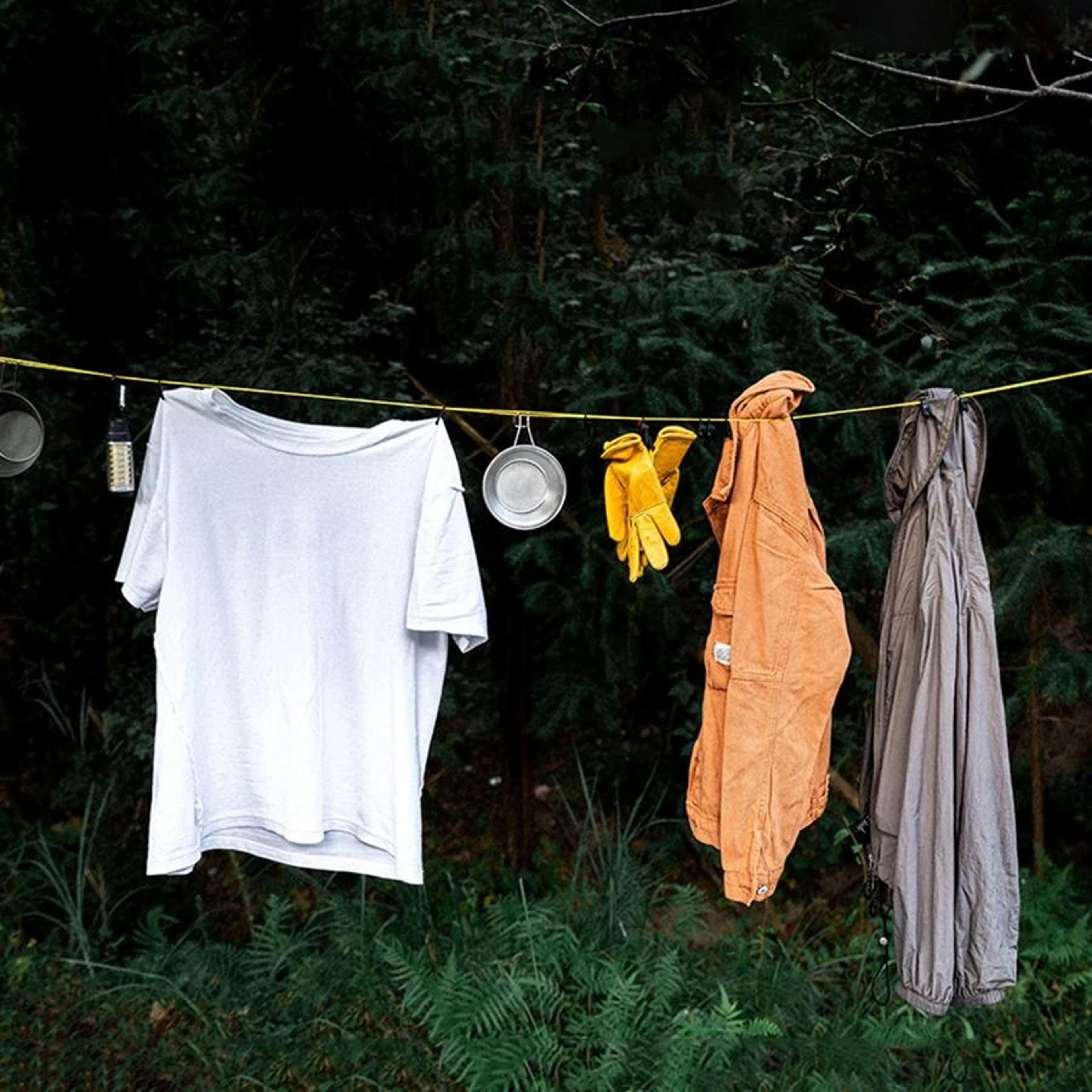 Adjustable Windproof Outdoor Clothesline With Clips  Portable Camping  Travel Laundry Drying Rope 5