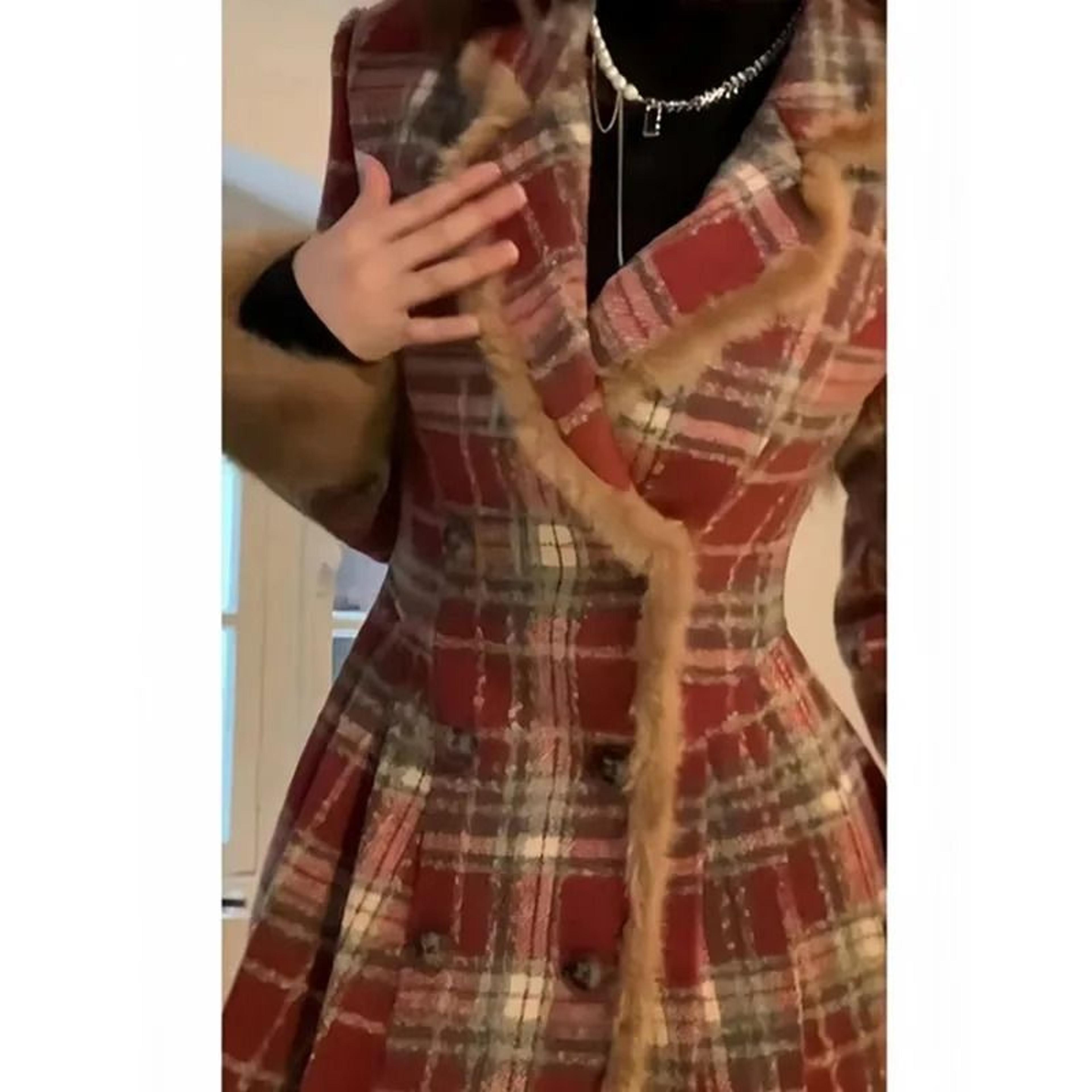 Womens DoubleBreasted Plaid Woolen Coat  VNeck Autumn  Winter Outerwear 5