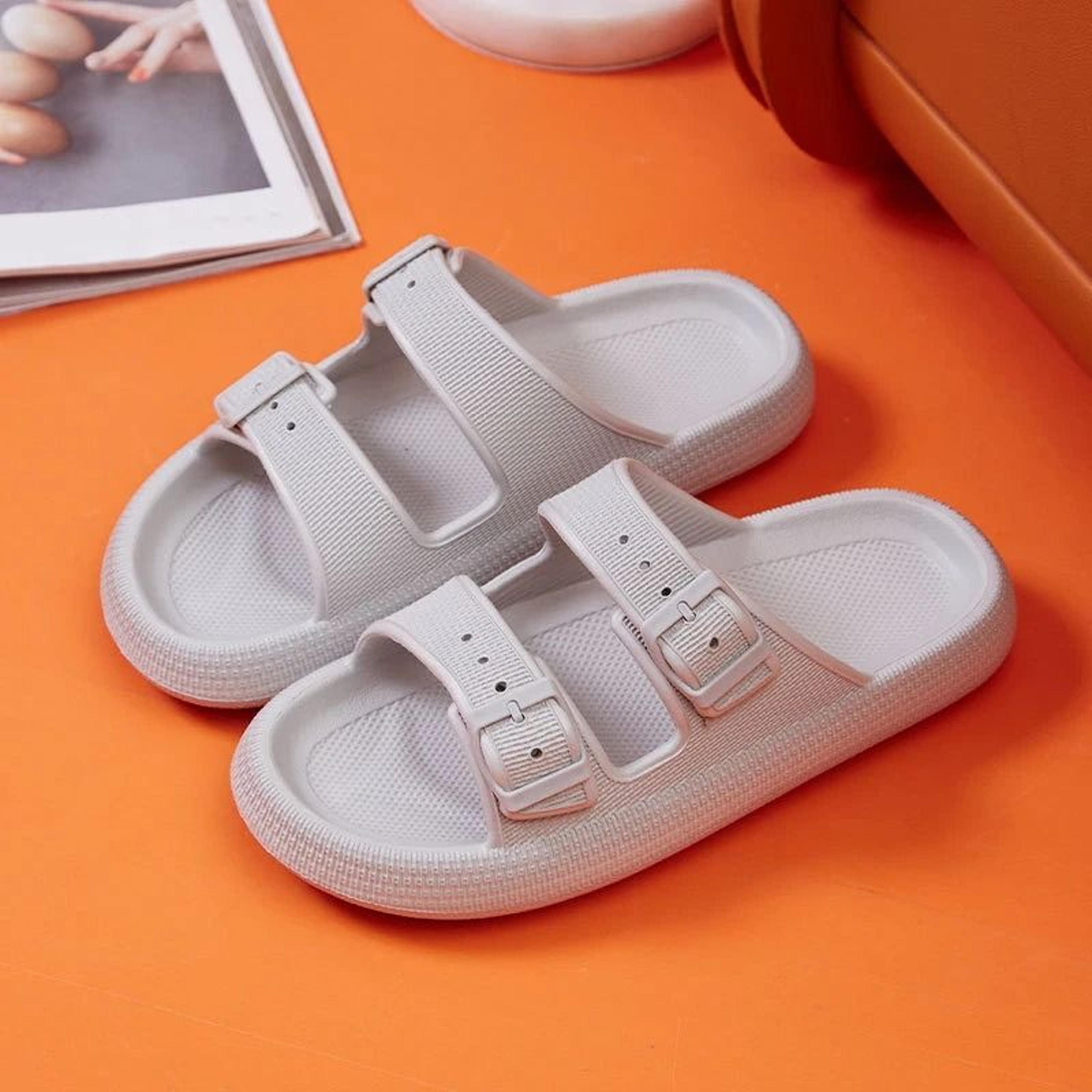 Women Cloud Slides Plush Platform Slippers Lightweight Beach Sandals 6