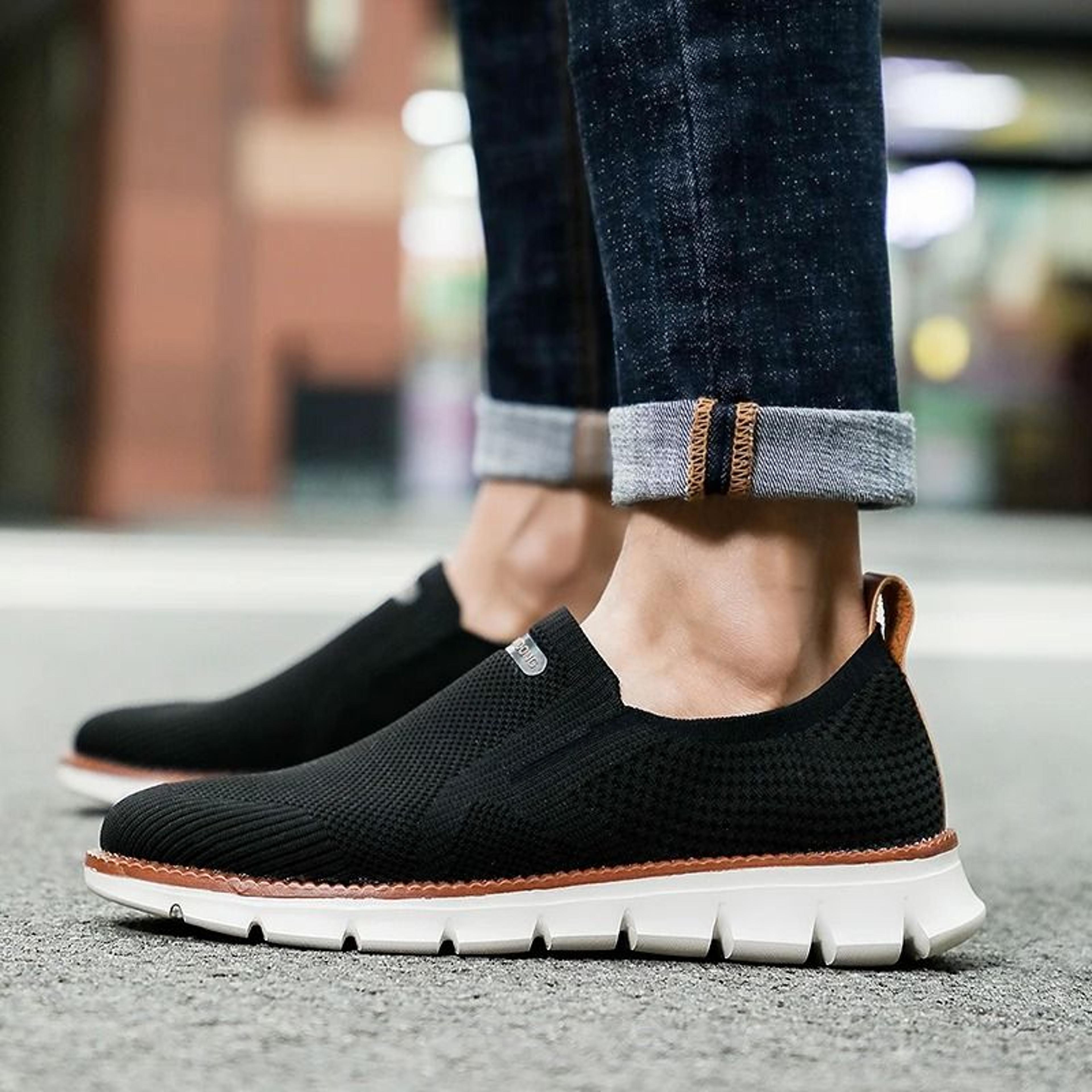 Men Breathable Mesh Loafers Lightweight Summer Fashion Trainers 2