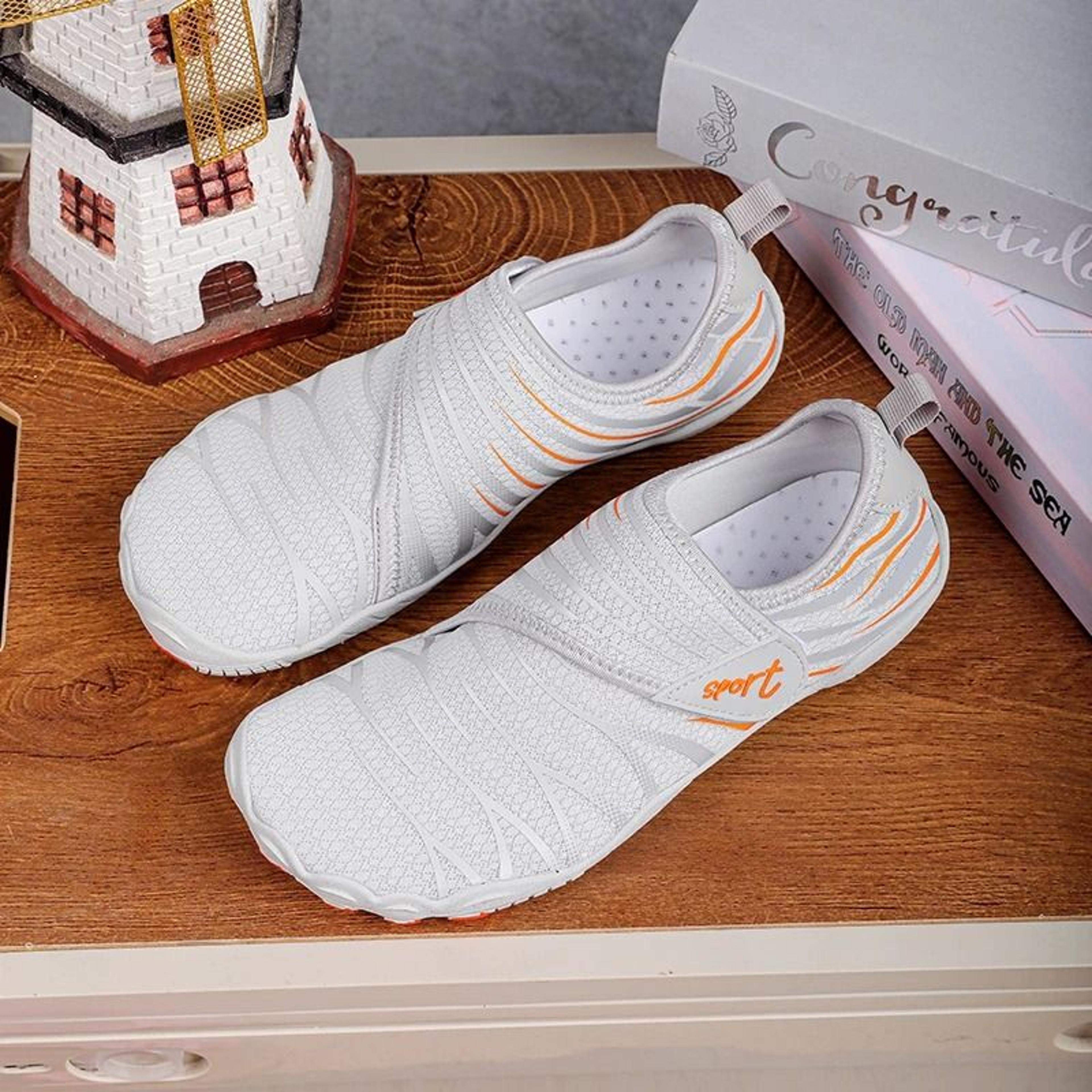 Quick Dry Aqua Shoes For Men Breathable Water Trail Barefoot Shoes 2