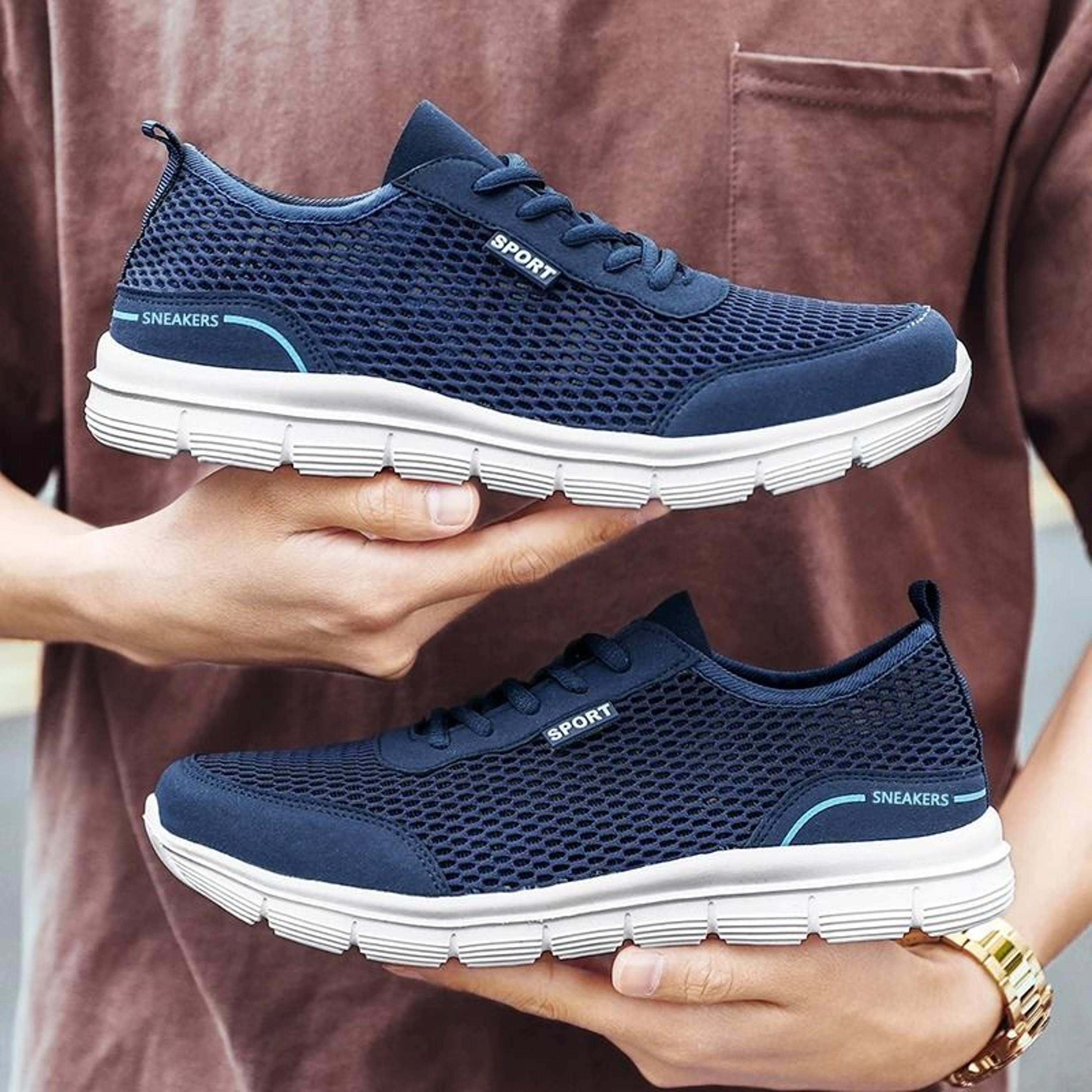 Breathable Lightweight Aqua Beach Shoes For Men 2