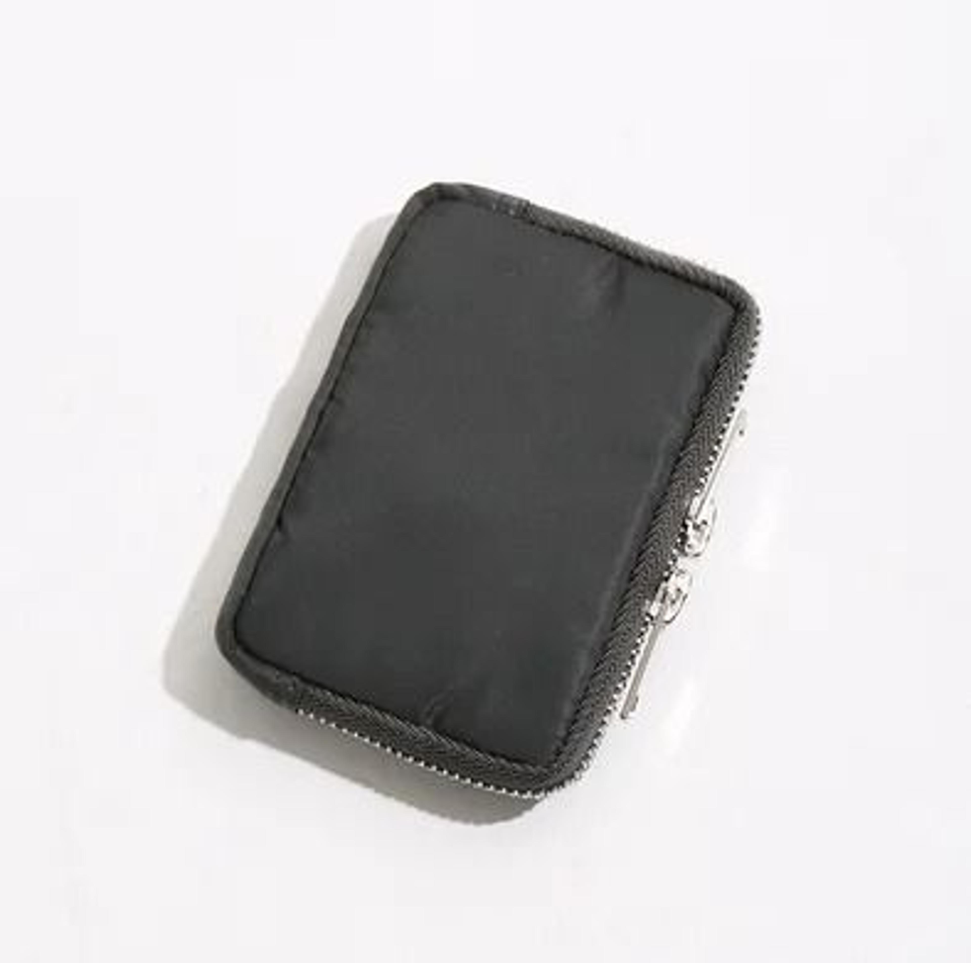 Japanese Style Waterproof Nylon Wallet With Zipper  RFID Blocking 7