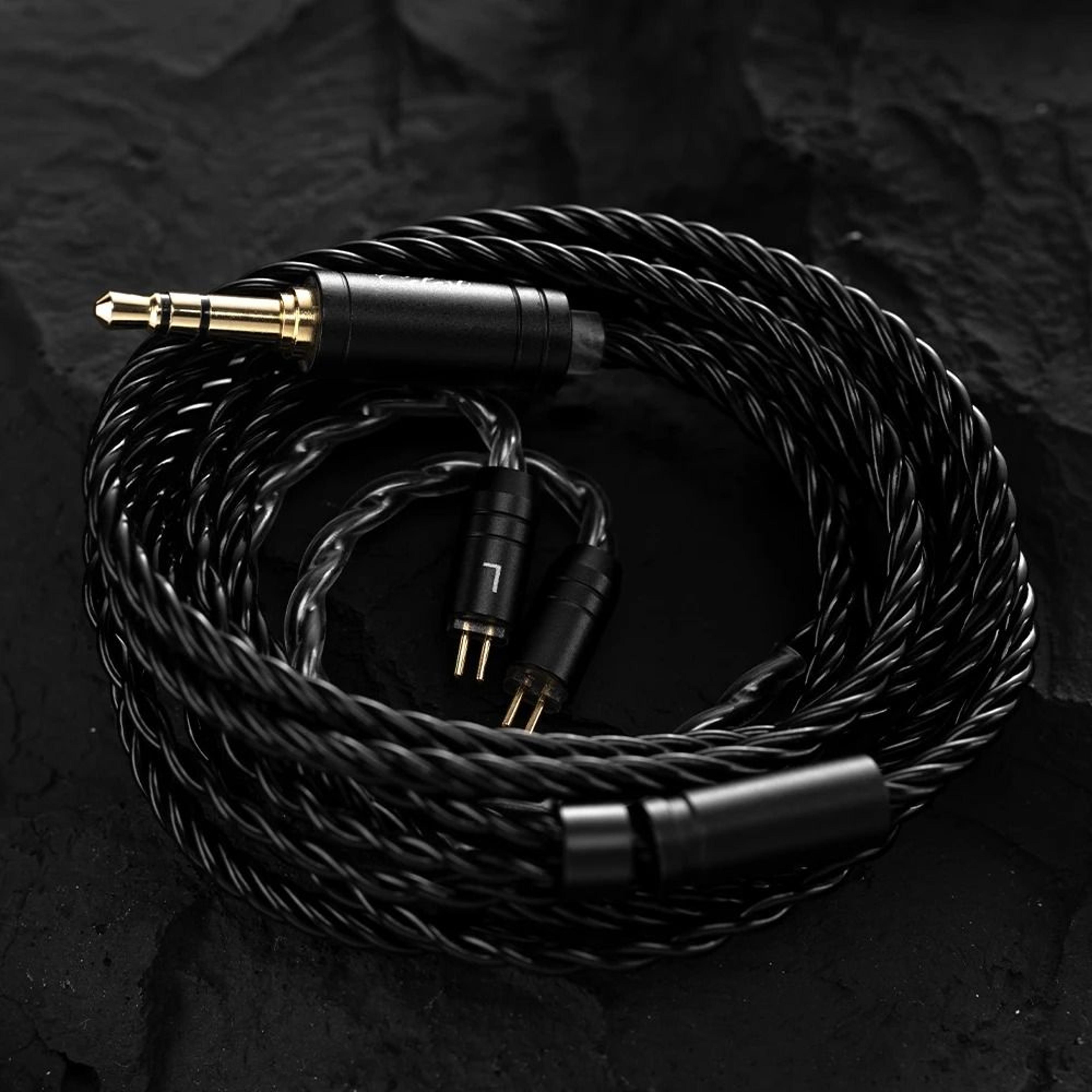 In Ear Headphones With 10mm Dynamic Driver And LCP Diaphragm 3