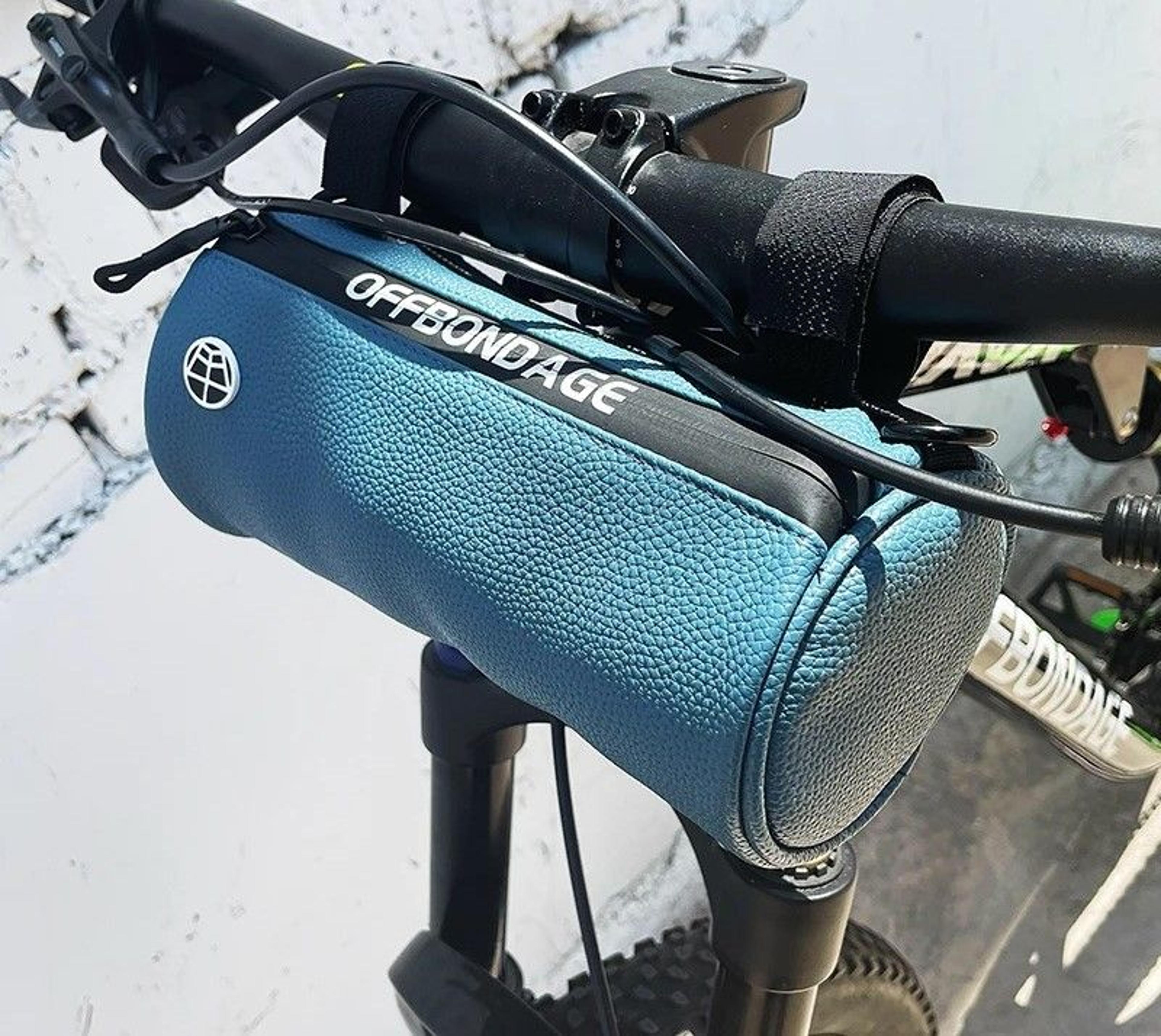 Large Waterproof Motorcycle Handlebar Bag Shoulder And Front Bag 5