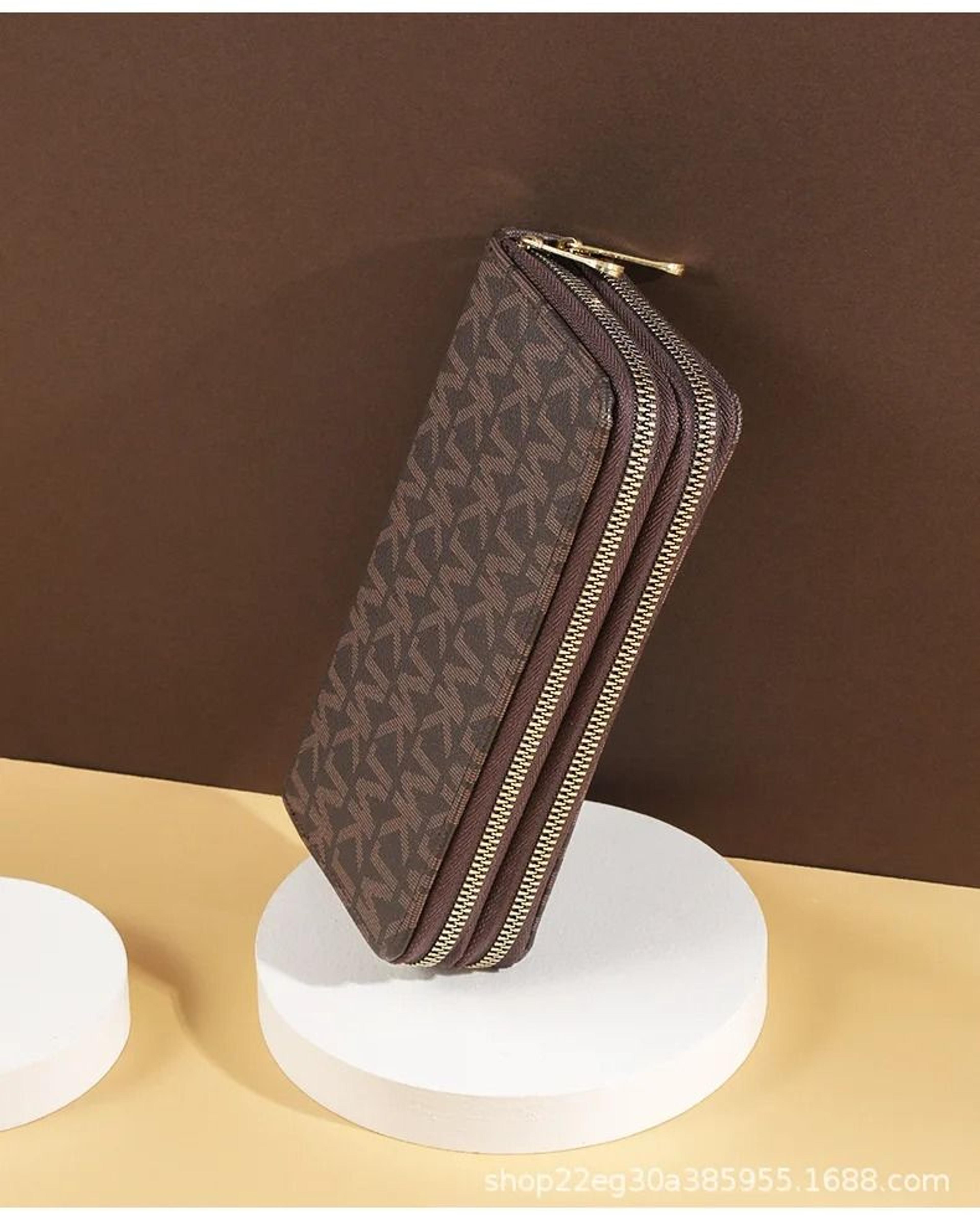 Womens Long Double Zipper Wallet With Phone Card And Wristlet Design 5