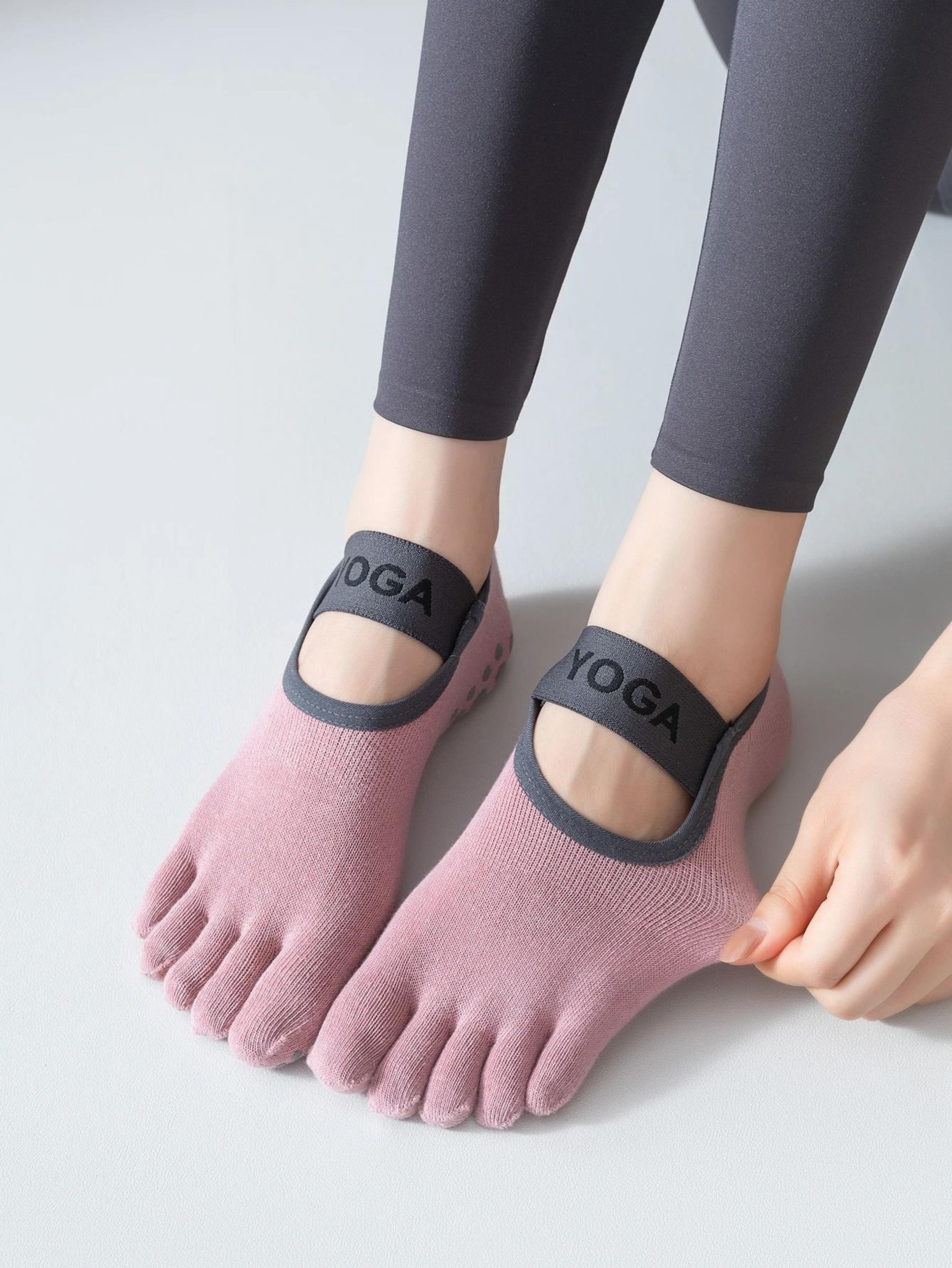 Women Five Finger Non Slip Yoga Pilates Socks 1