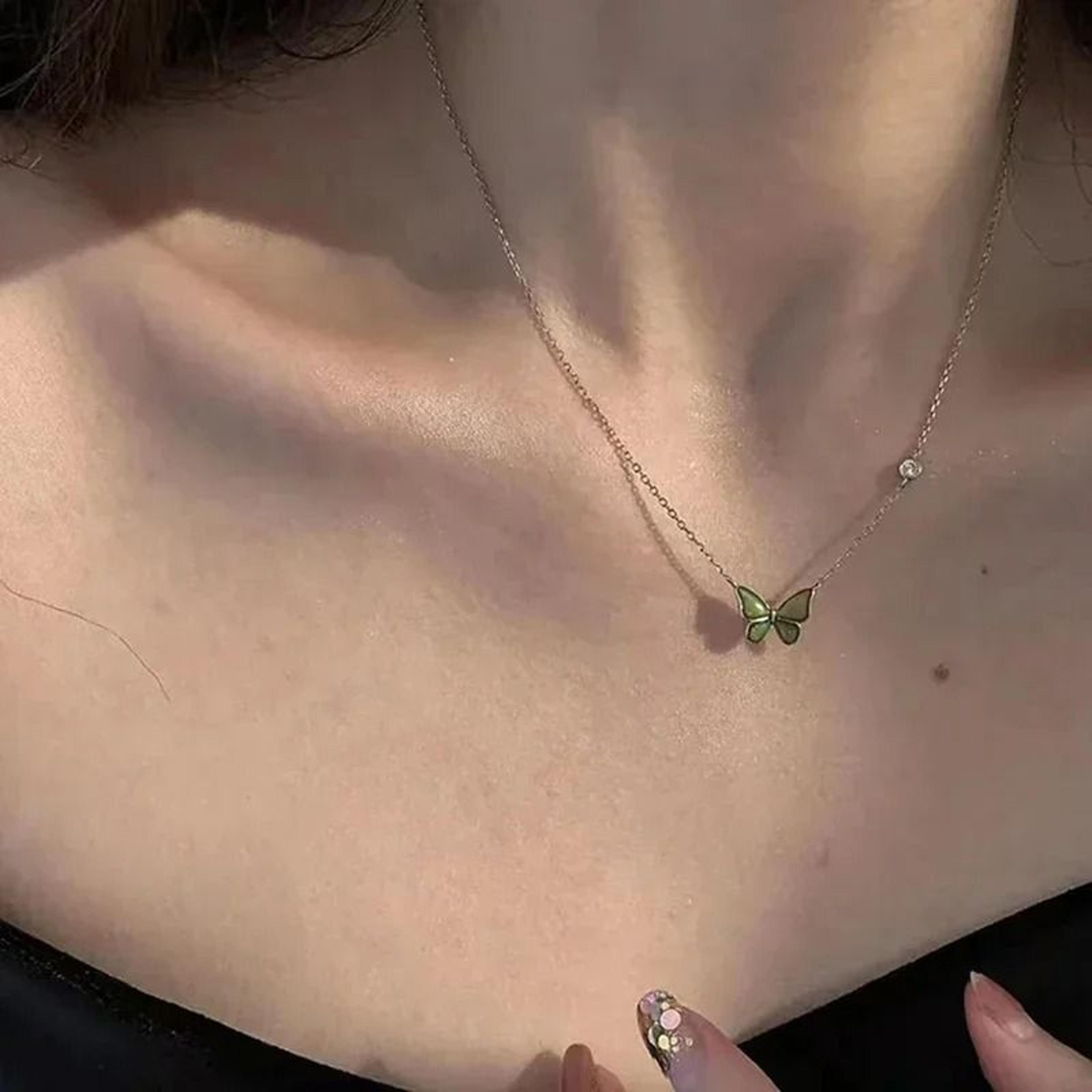 Butterfly Color Change Pendant Necklace With Stainless Steel Chain 1