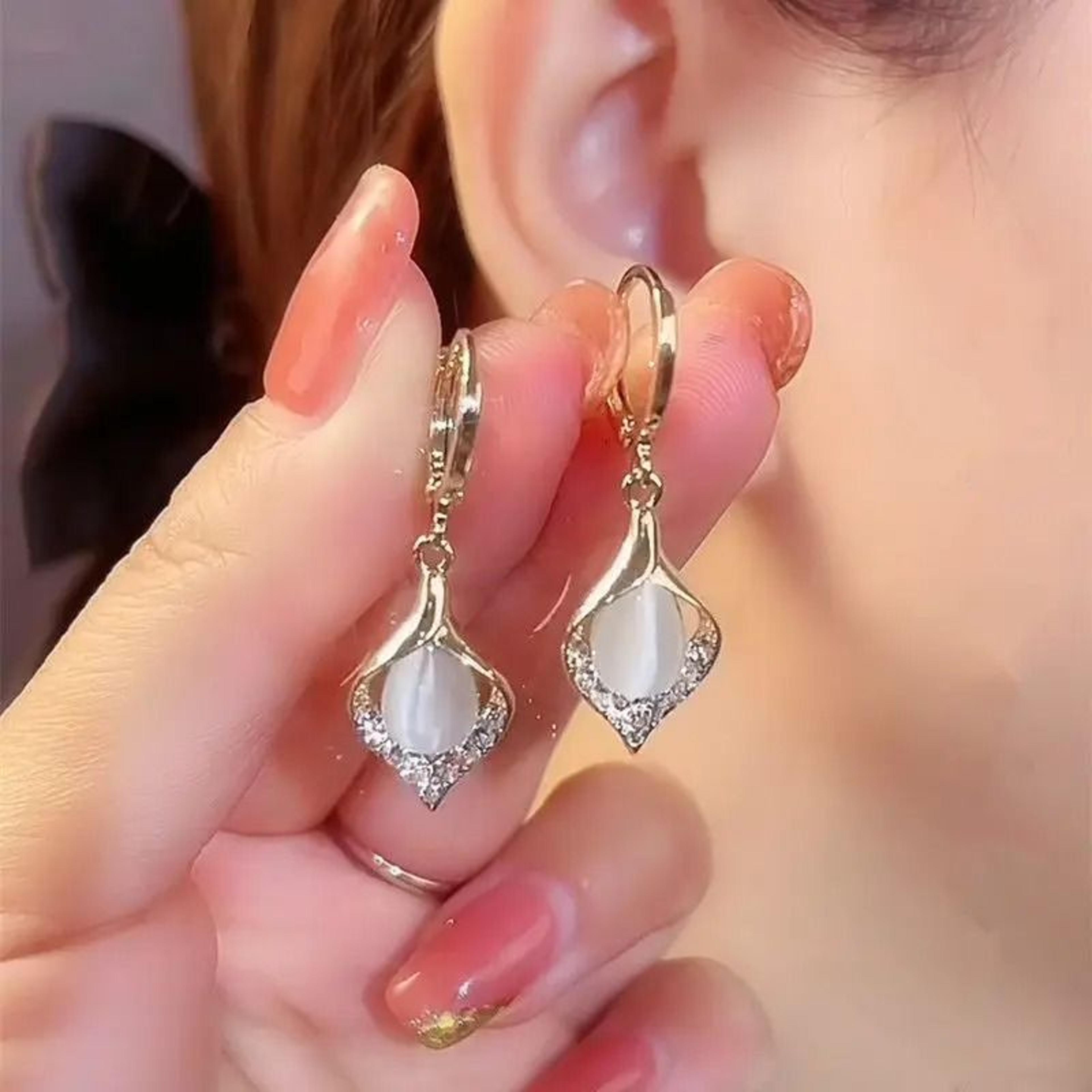 Elegant Crystal Leaf Drop Earrings 14