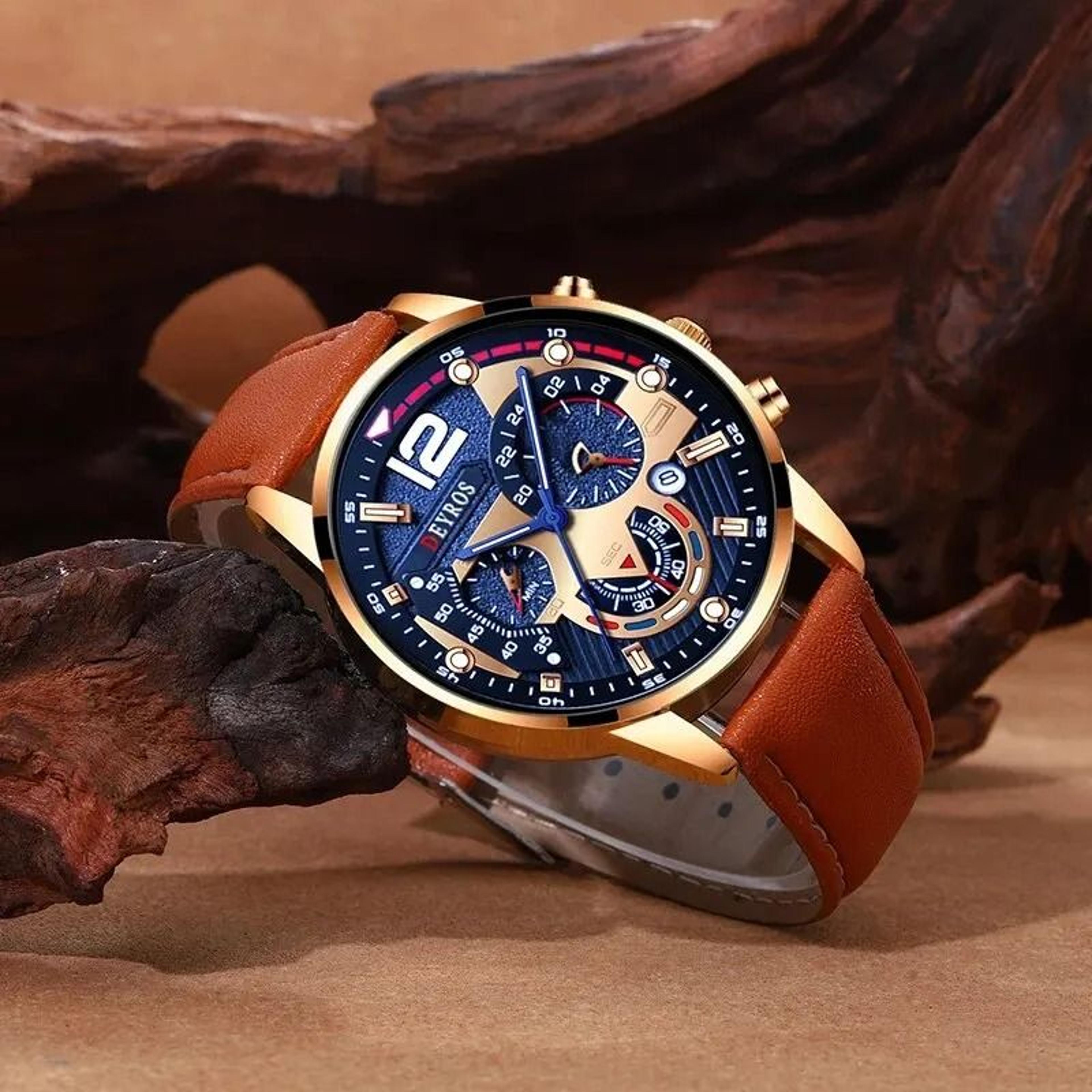 Classic Leather Quartz Wristwatch 4