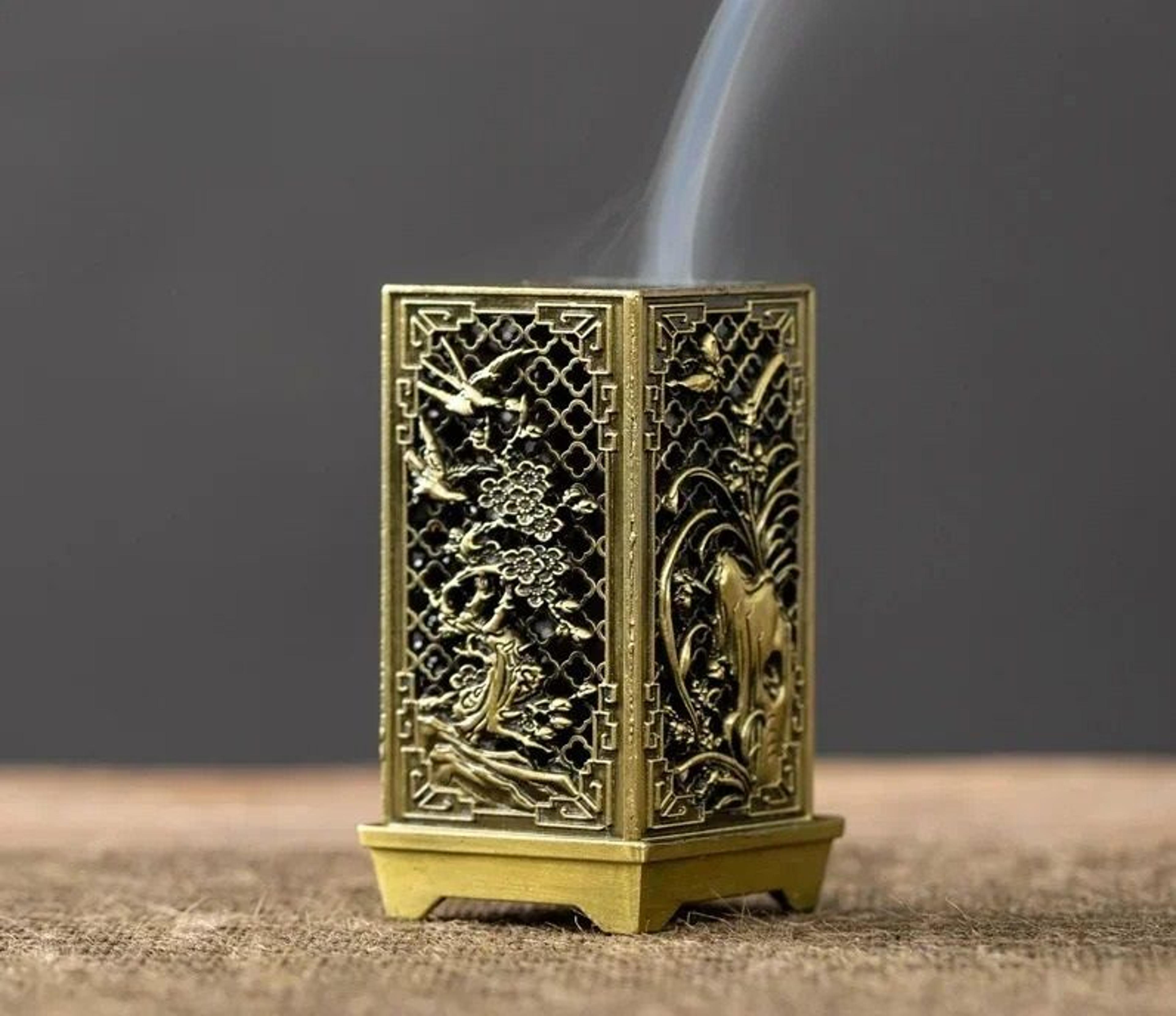 Elegant Metal Aroma Holder 8