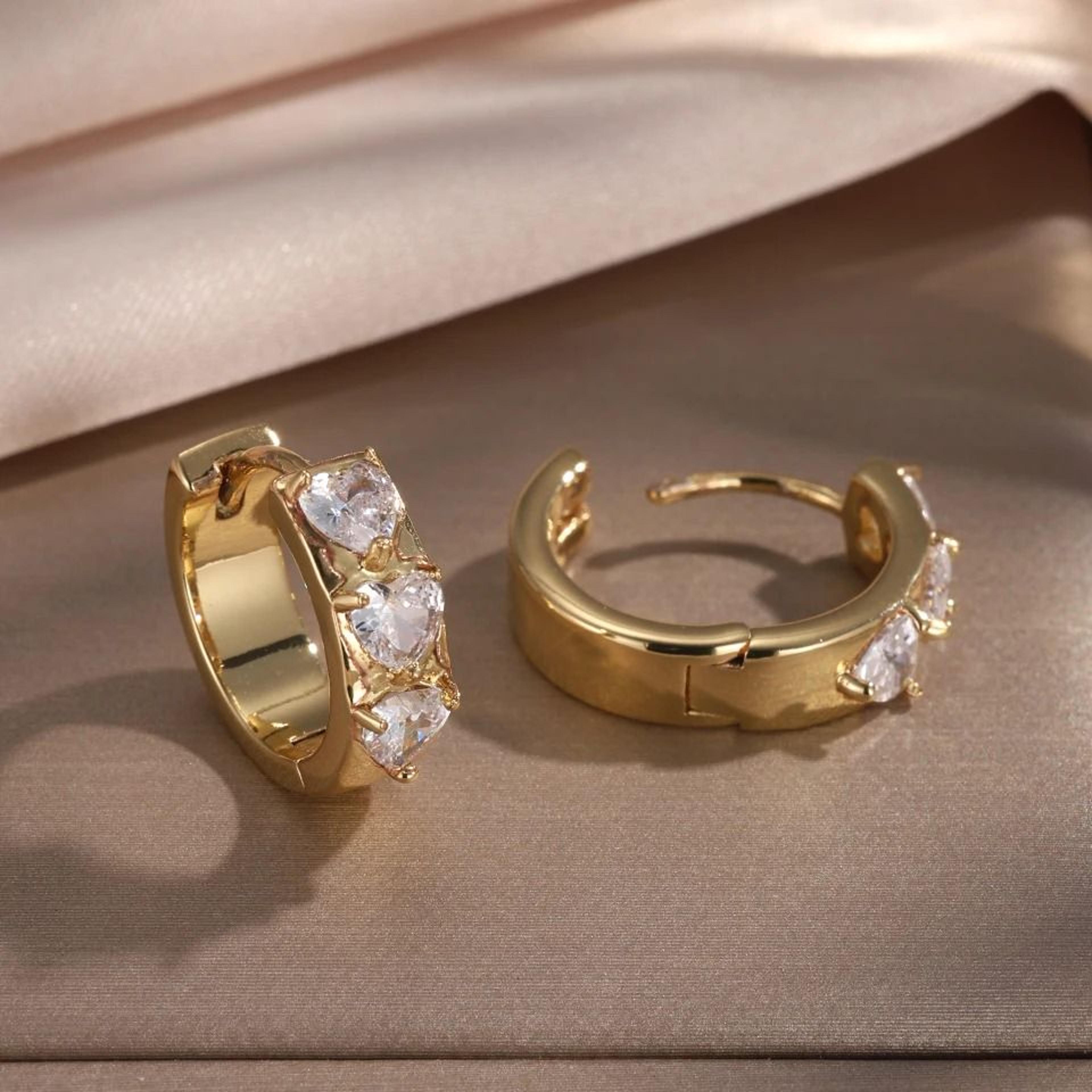 Korean Style Hoop Earrings With Square Crystal Inlay For Women 9