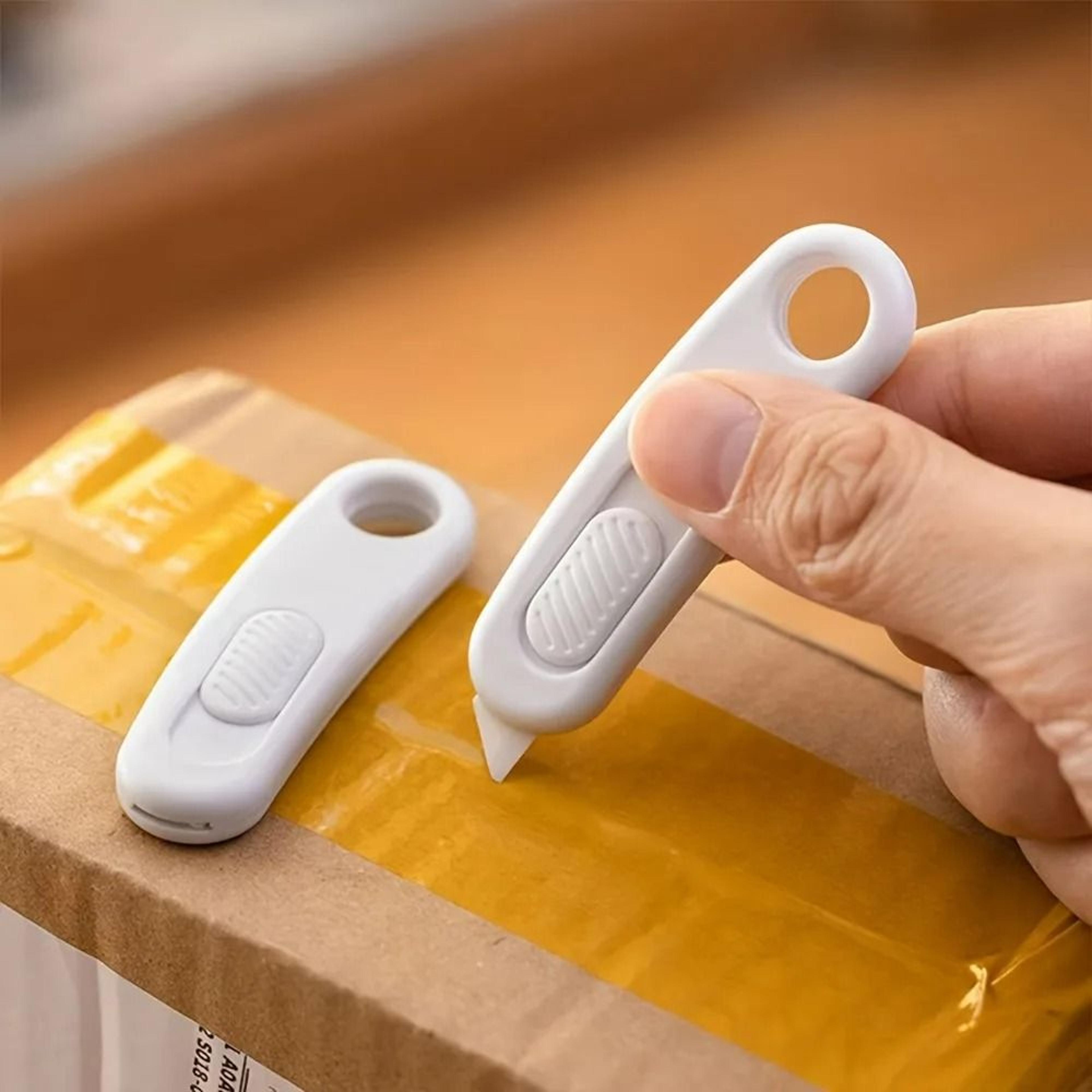 Portable Mini Ceramic Utility Knife Keychain Package Opener 1