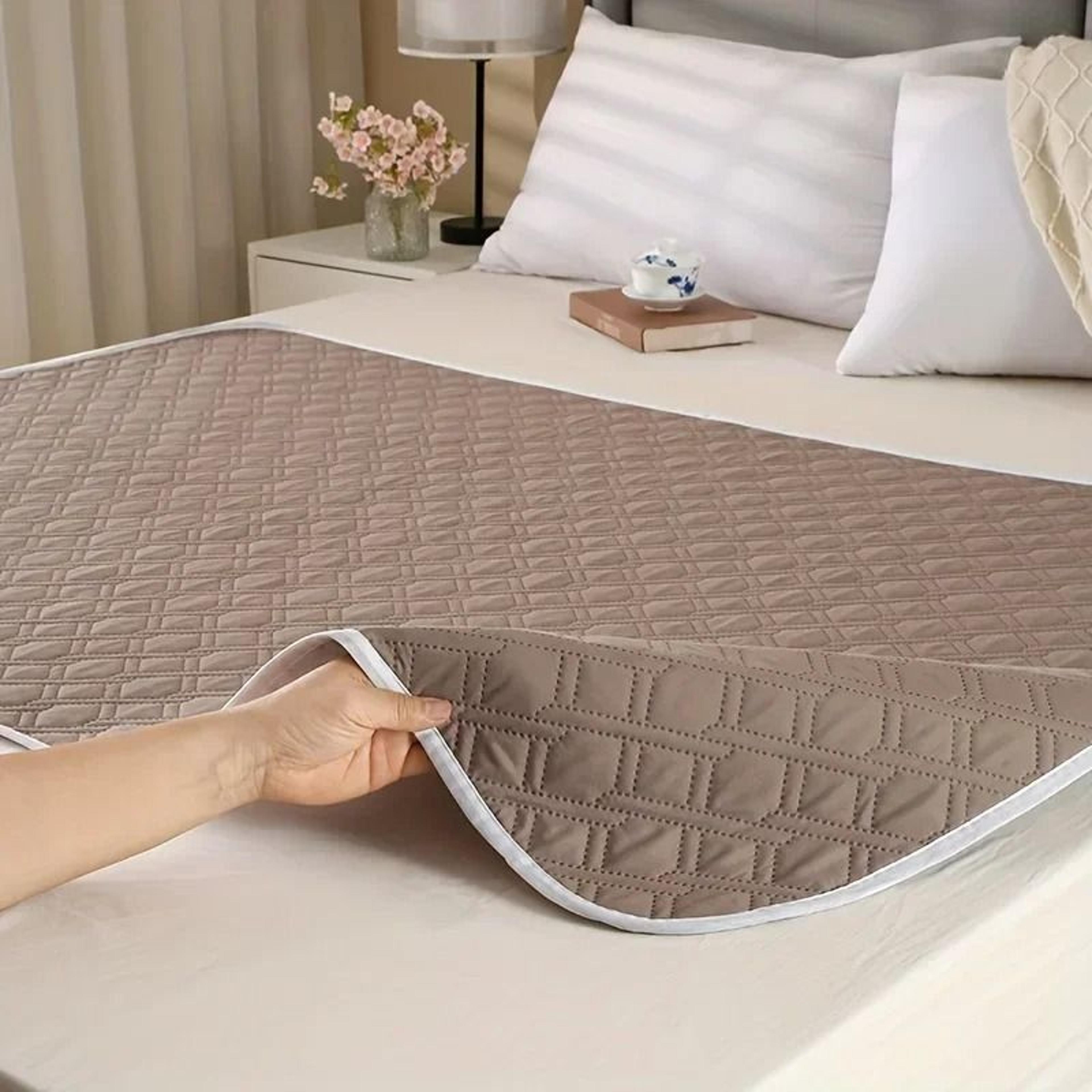 Reusable Washable Incontinence Bed Pad For Elderly And Pets 5