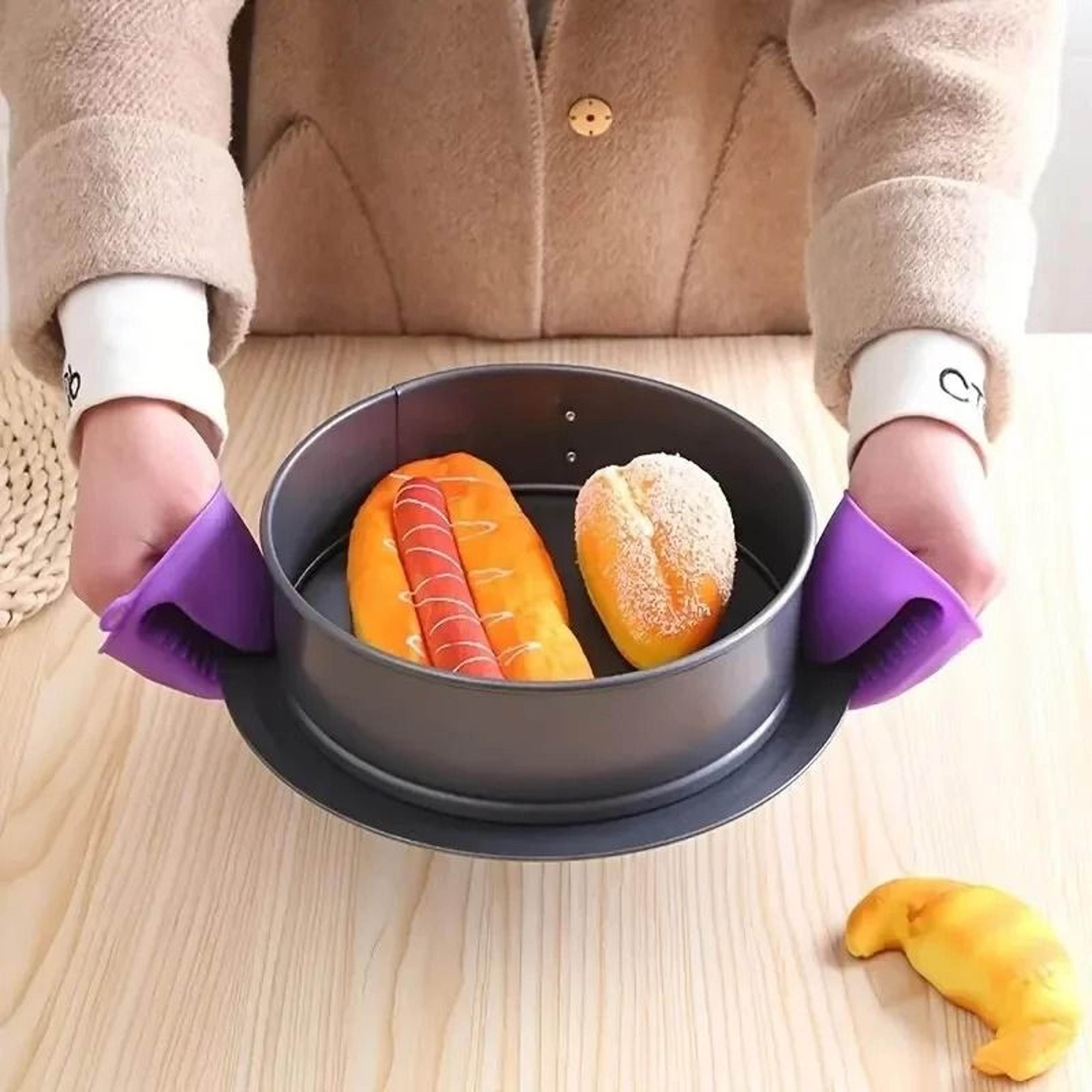 2 Pack Thick Silicone Oven Mitt Clips With Heat Protection 2