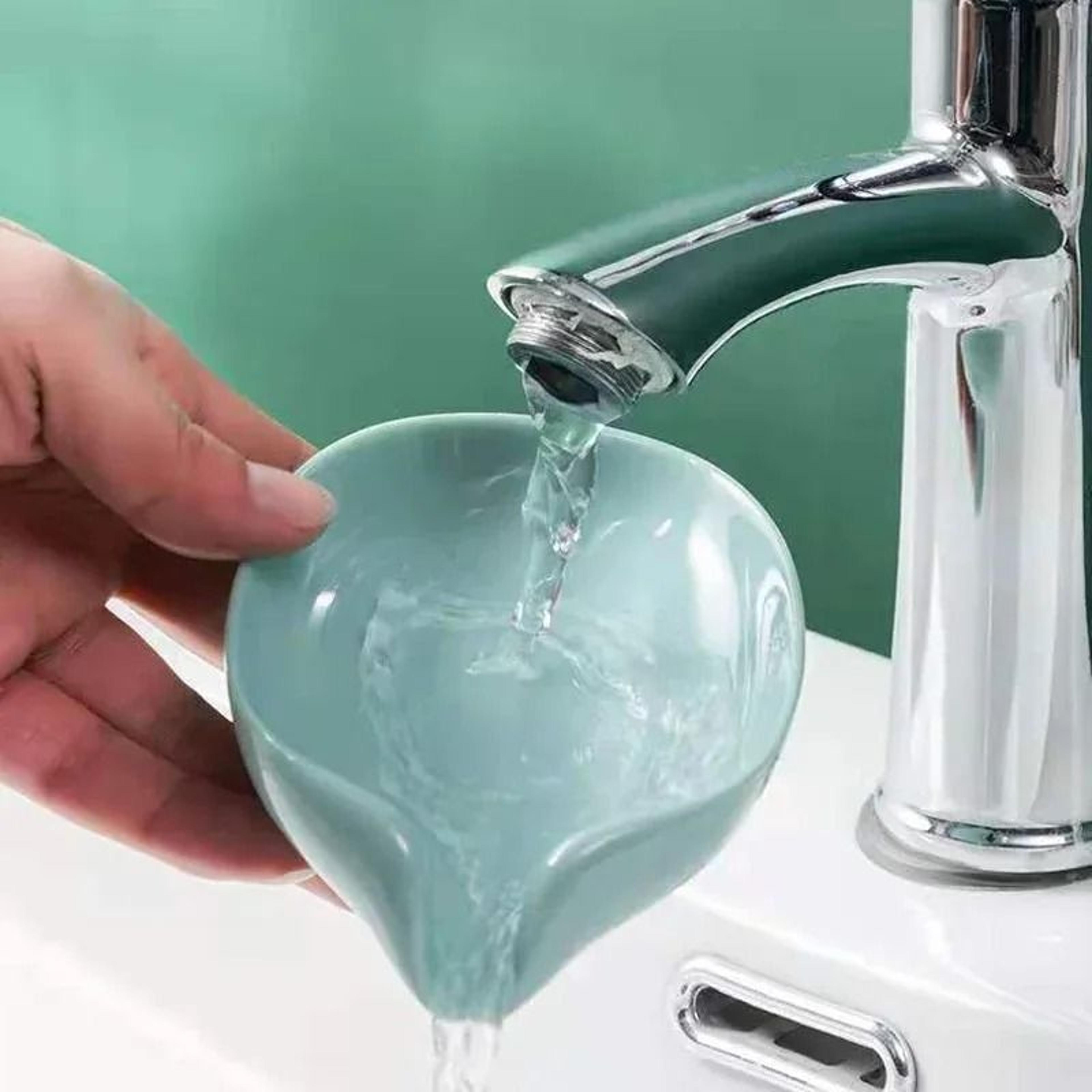 Leaf Shaped Drain Soap Holder With Suction Cup Base 2