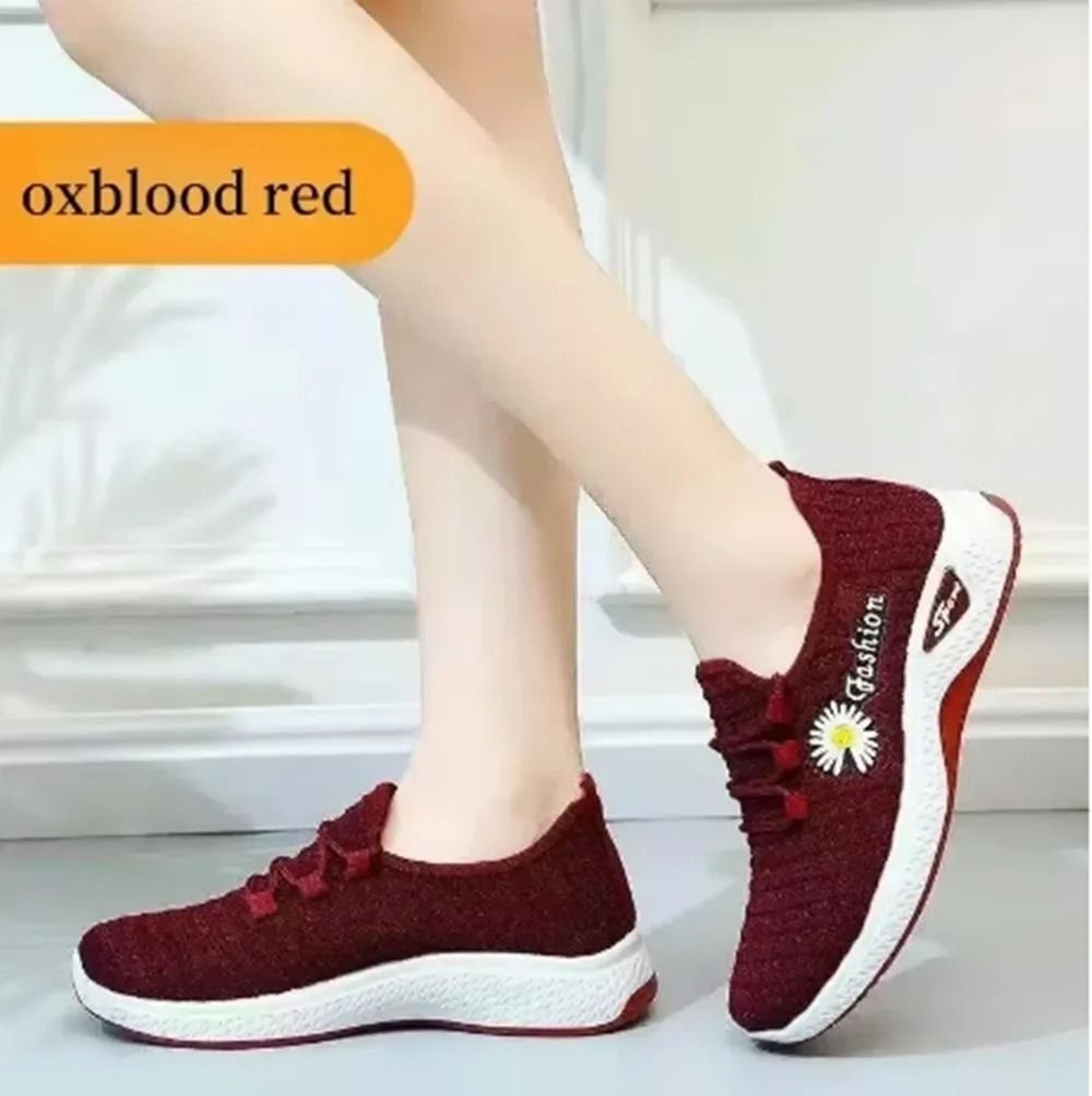 Breathable Soft Sole Womens Running And Casual Shoes 9