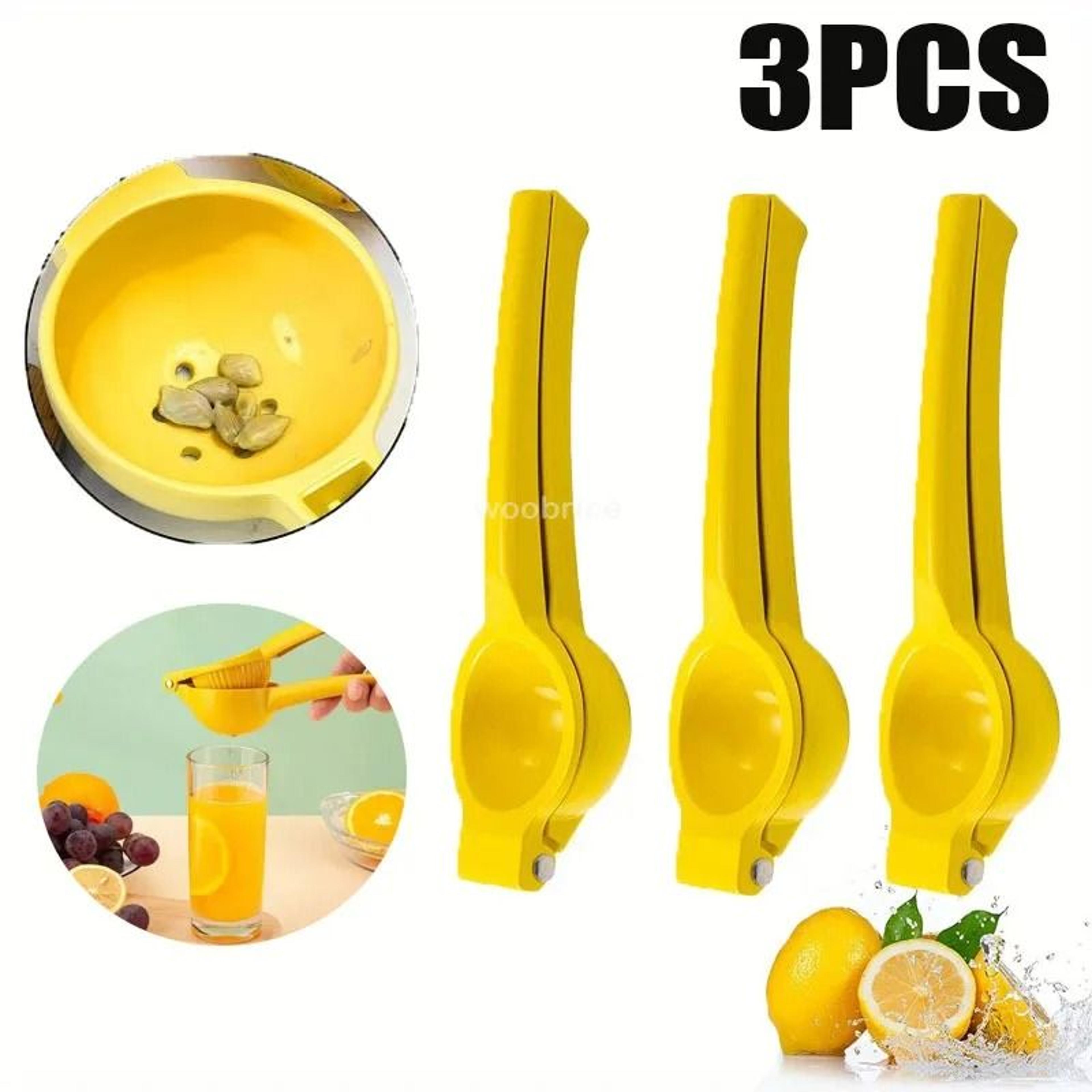 Compact Manual Citrus Juicer For Easy Fruit Juicing 8