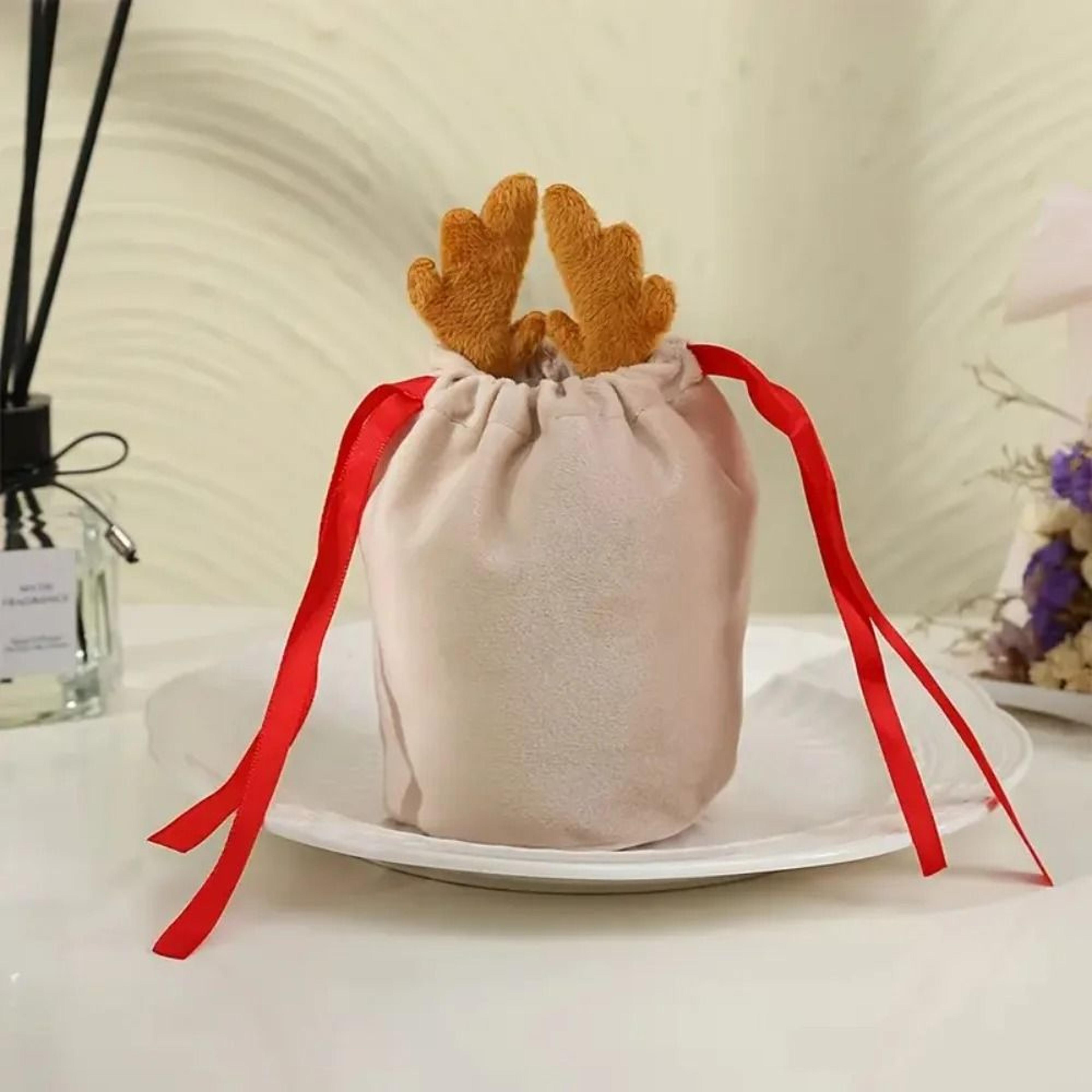 Deer Antler Design Drawstring Gift Bags With Festive Ribbon Bow 1