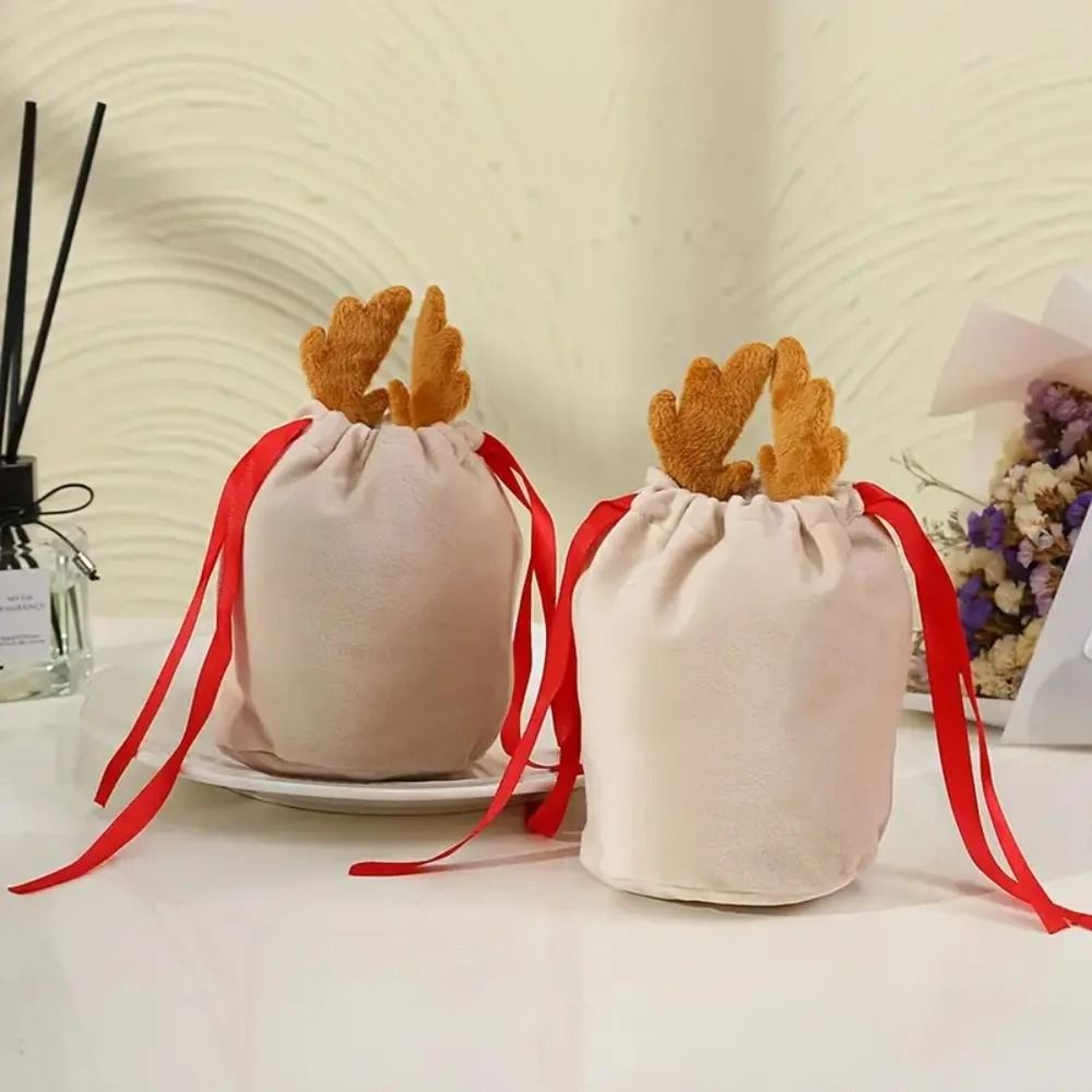 Deer Antler Design Drawstring Gift Bags With Festive Ribbon Bow 2