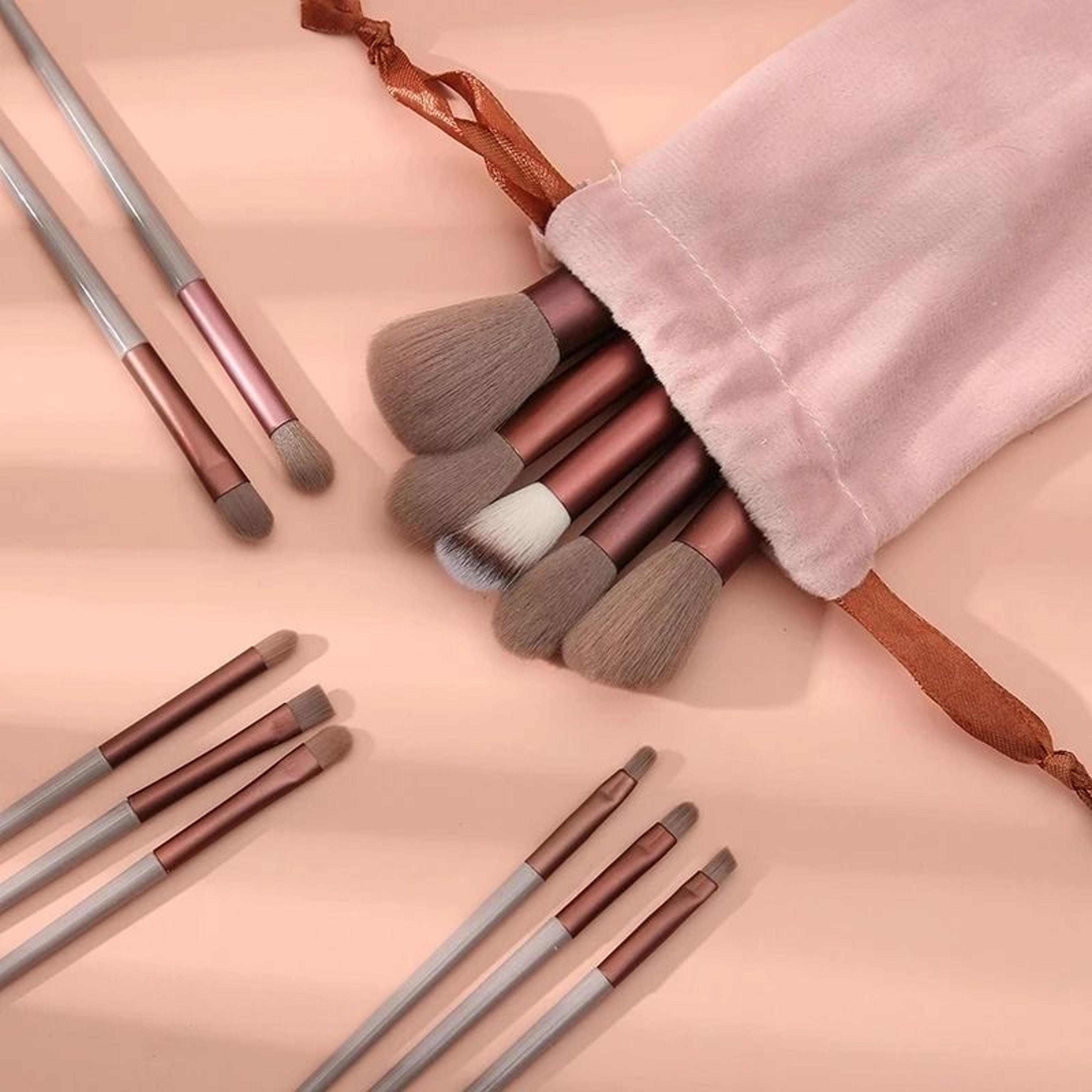 Professional 13 Piece Cosmetic Application System 2