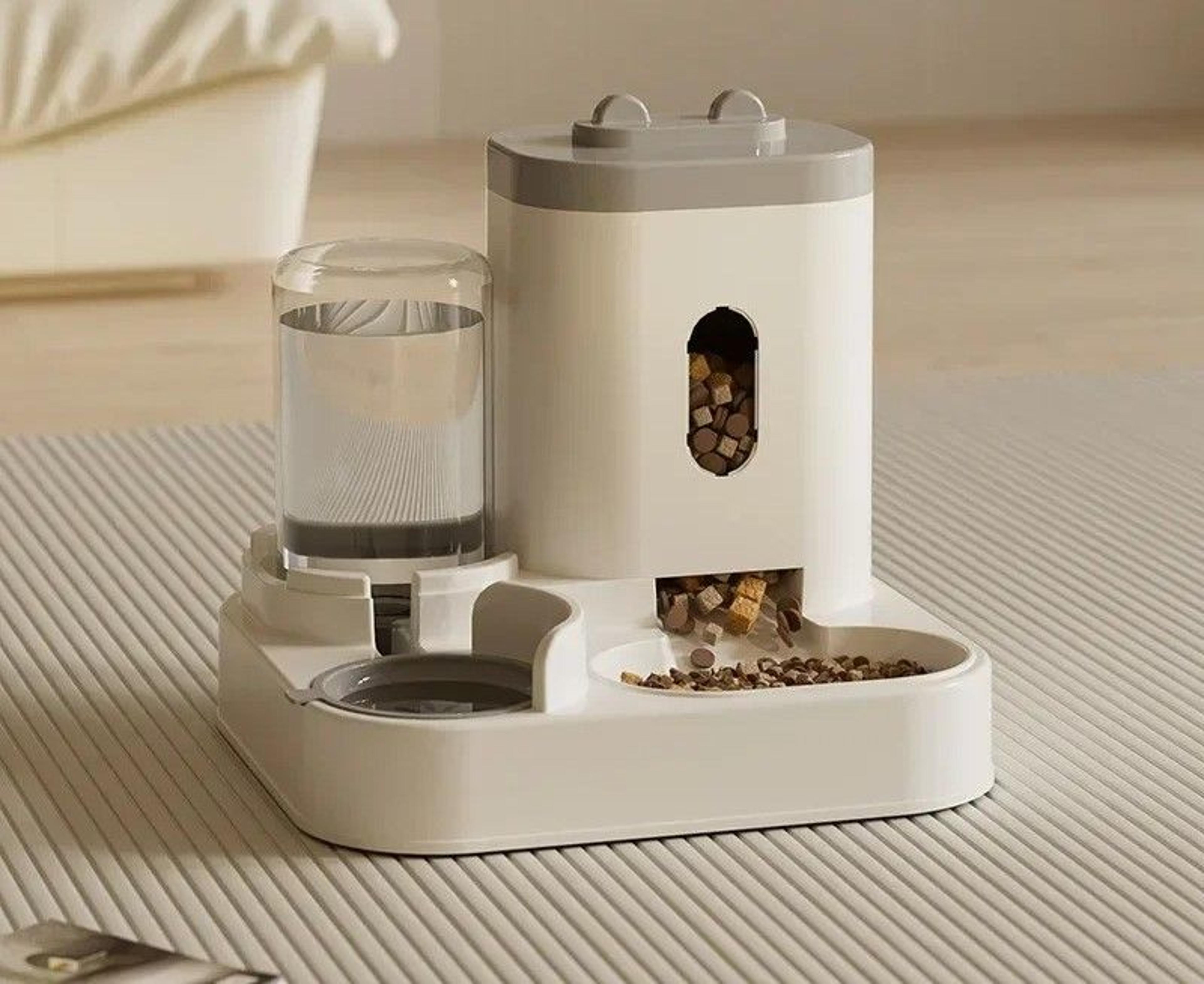 Gravity Driven Dual Pet Hydration And Nutrition System 6