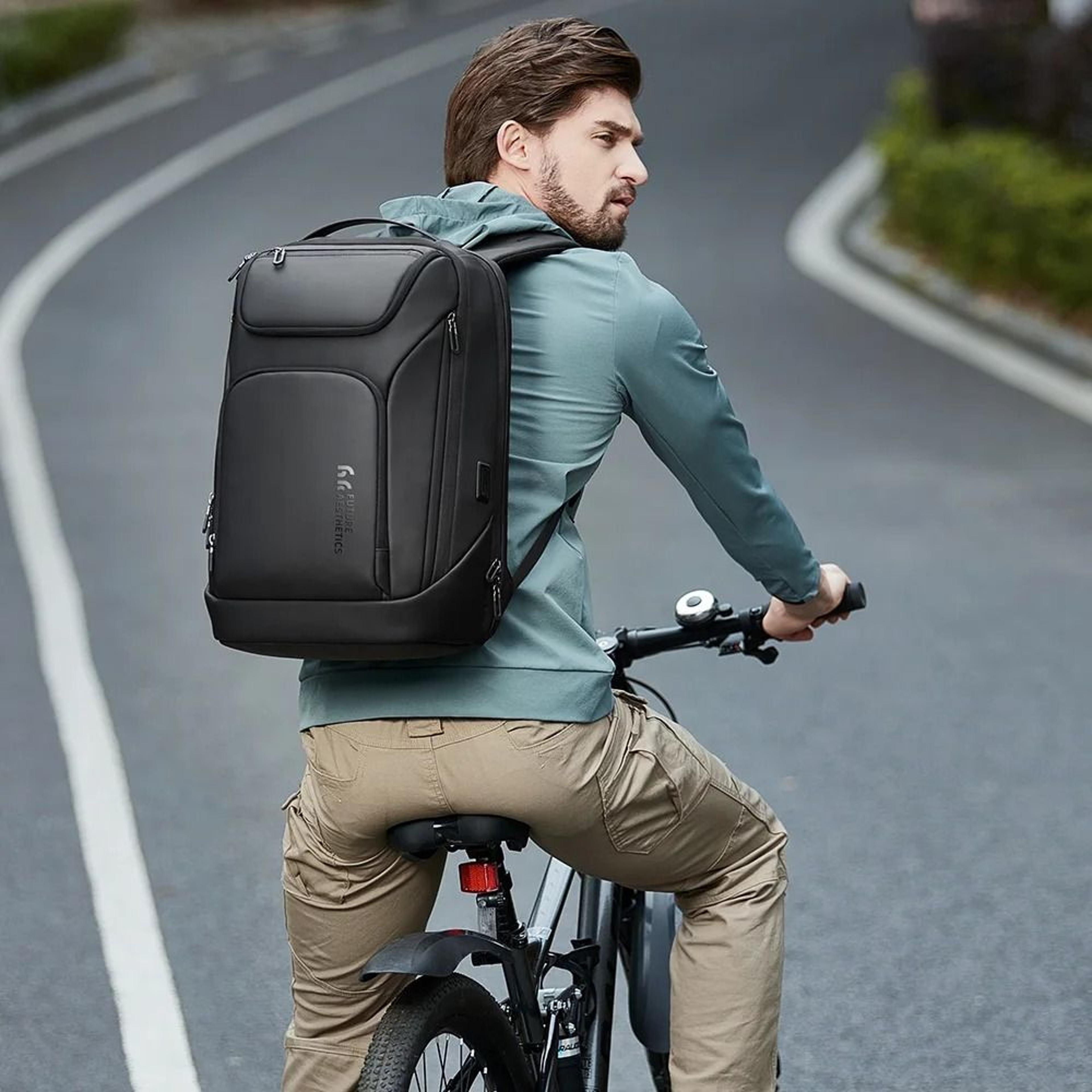 Elite Voyager Business Laptop Pack 2