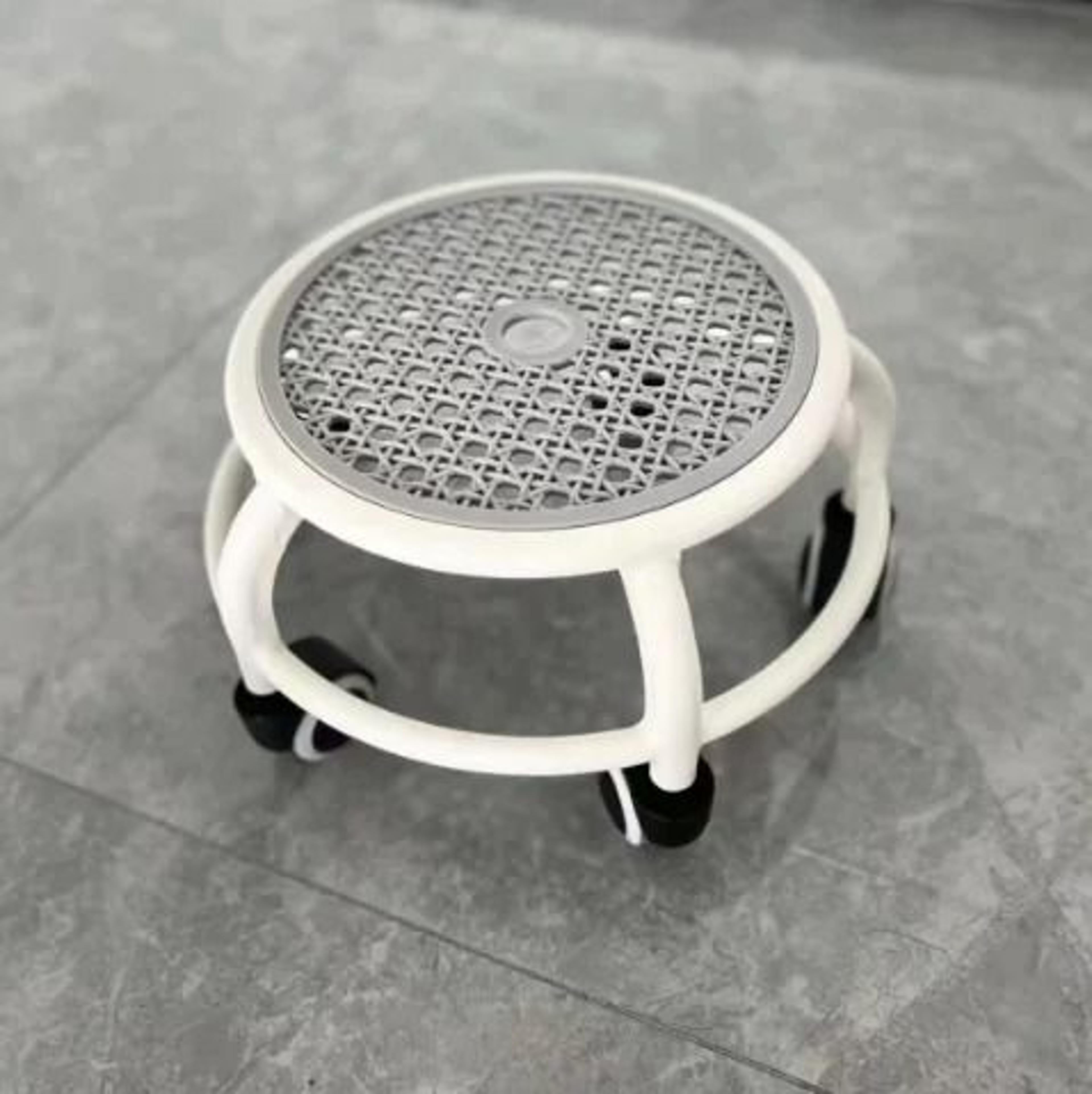 Silent Rotating Circular Rolling Stool 7