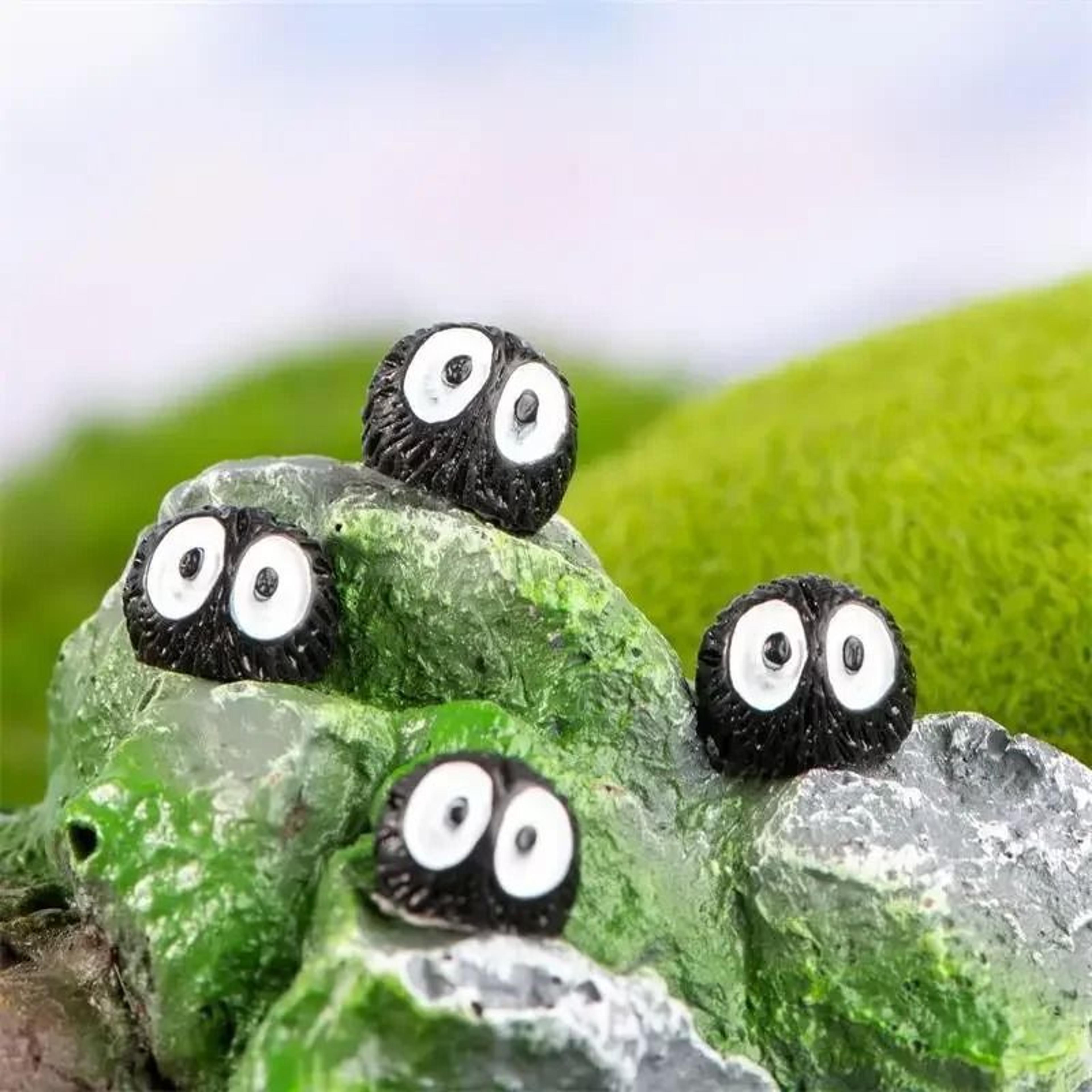 10Piece Miniature Resin Spirit Dust Ball Figurines 3
