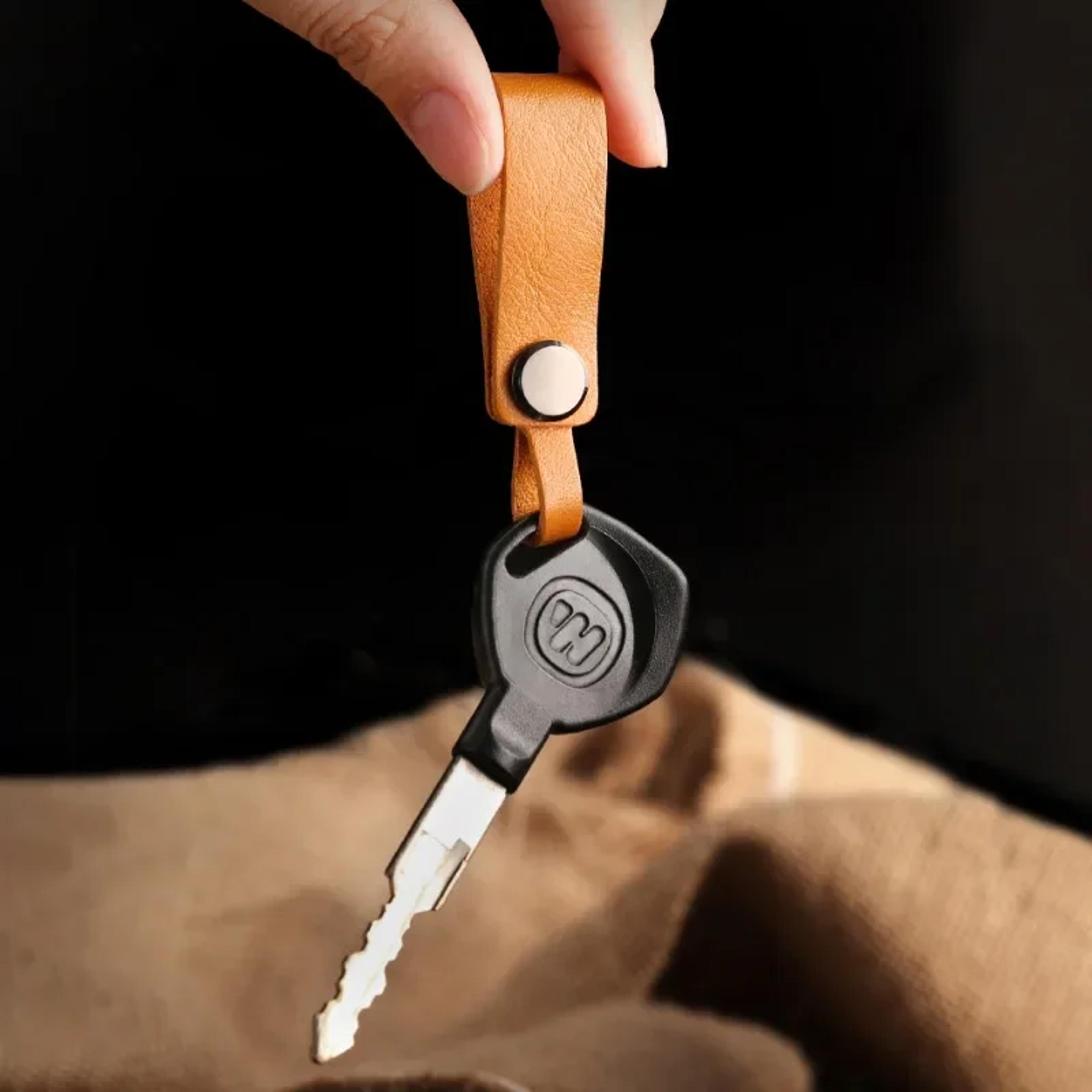 Personalized Leather Keychain Custom Engraved Name Key Ring For Car Keys  Everyday Carry 2