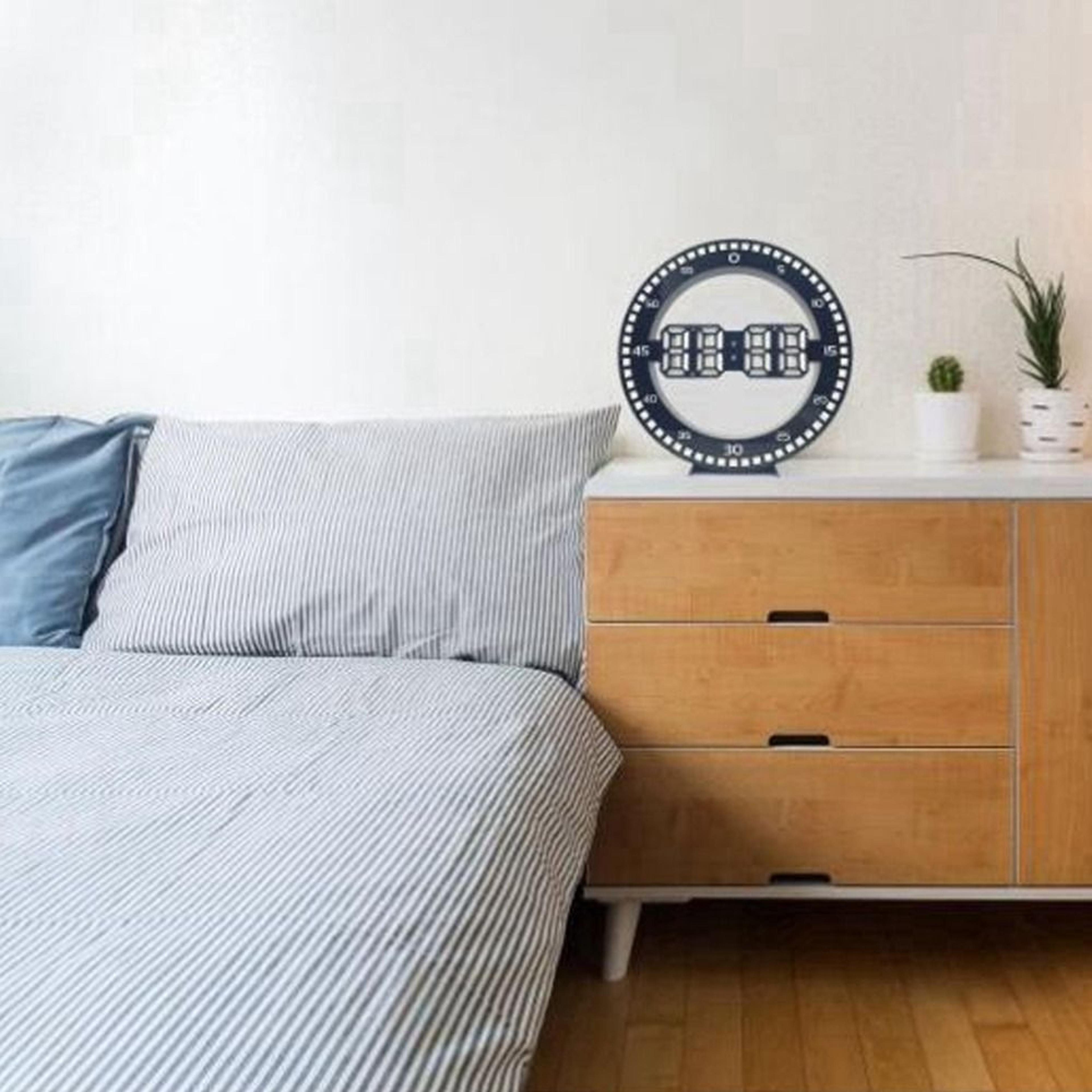 Large LED Digital Wall Clock With Silent Display Modern Electronic Wall Clock For Home  Office 0