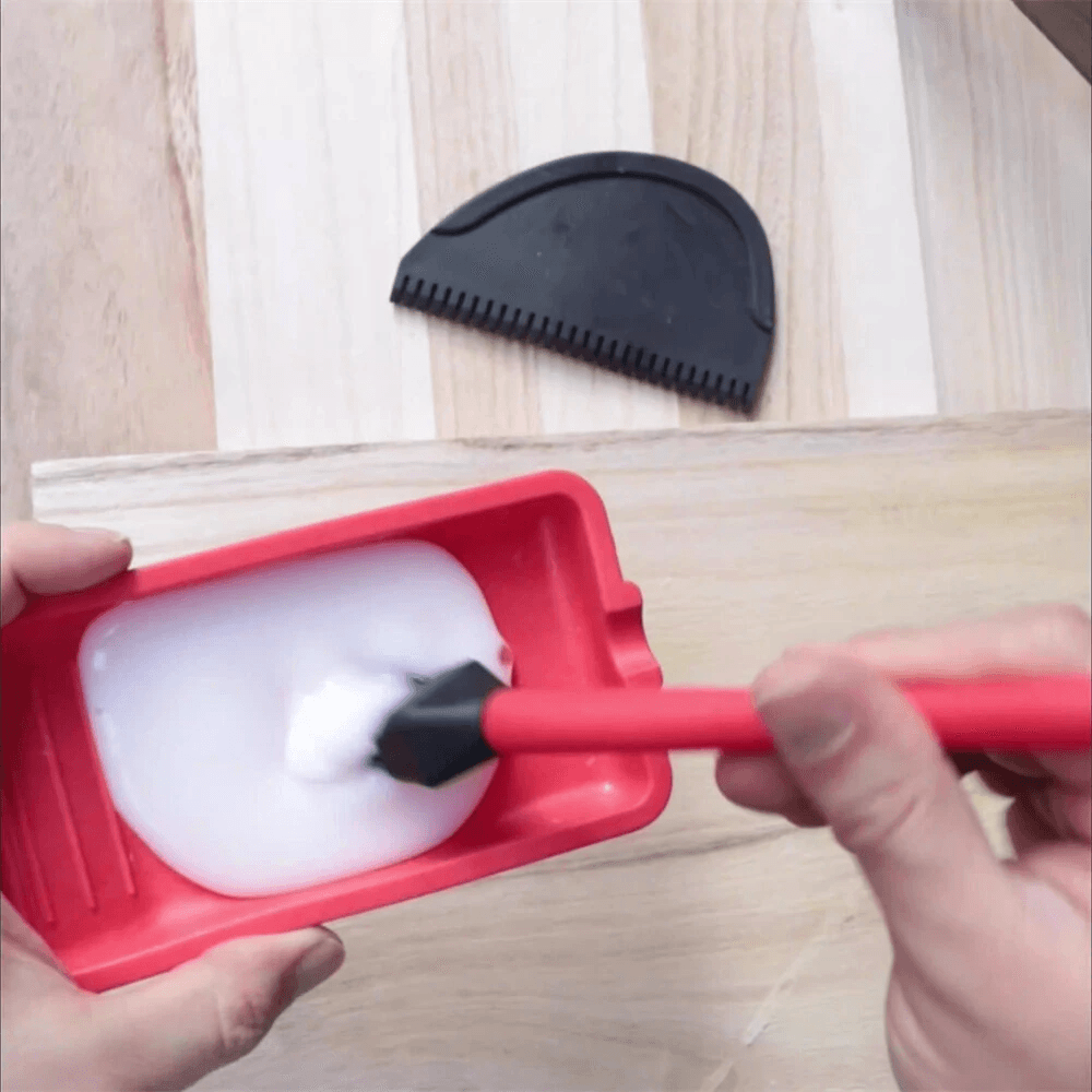 Reusable Silicone Glue Applicator Kit With Brush Tray And Woodworking Glue Spreader 1