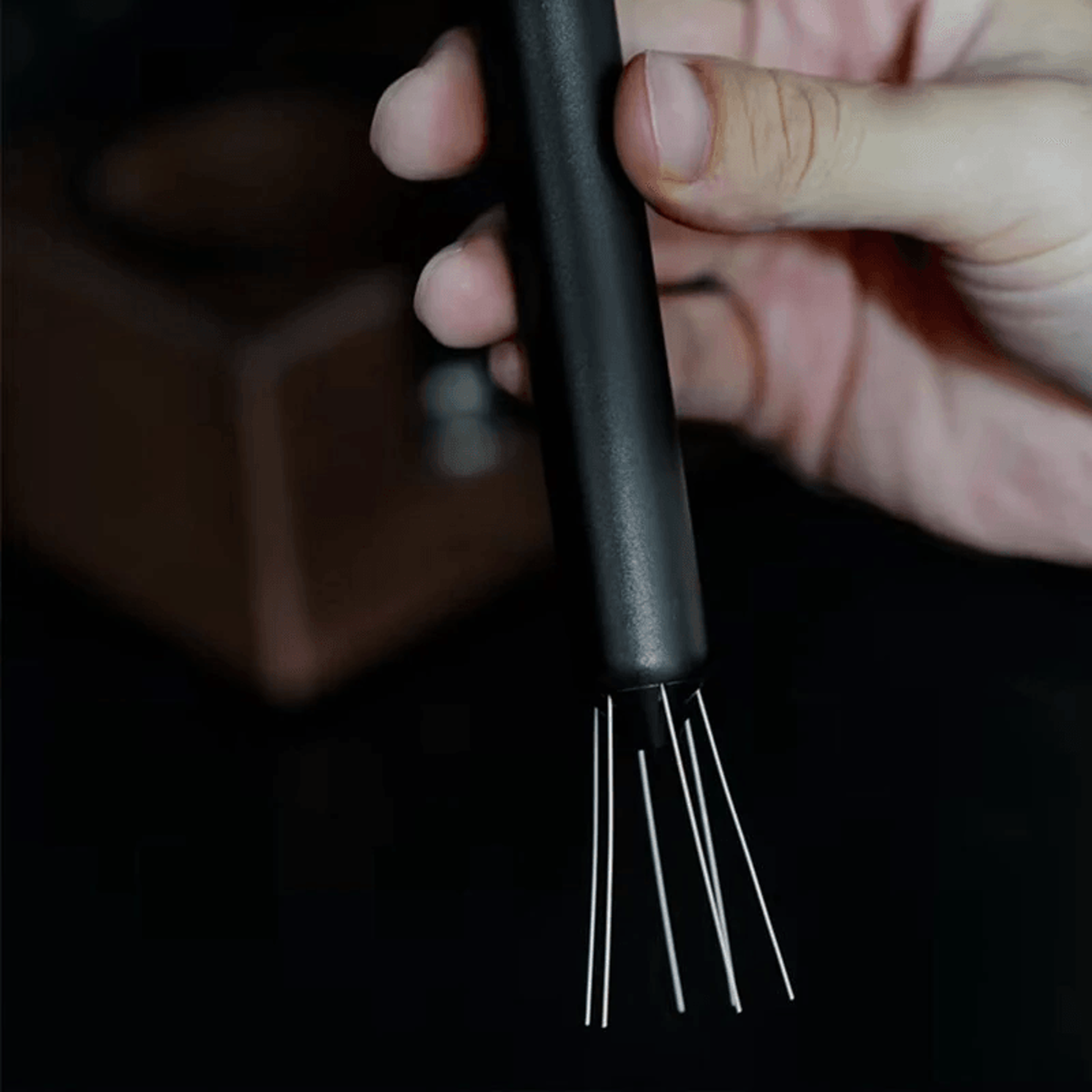 Black Espresso Distribution Tool With Retractable Stainless Steel Needles 5