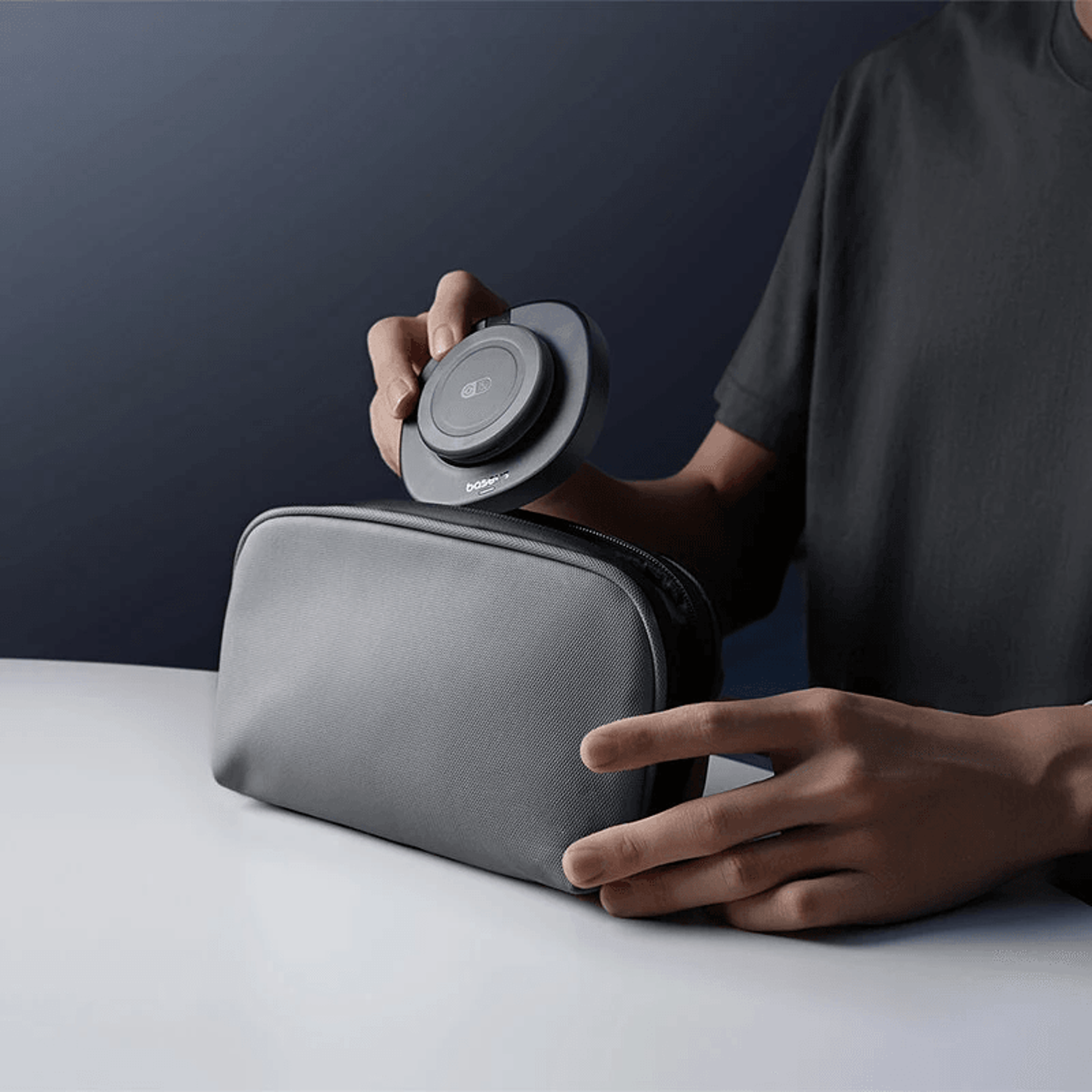 Magnetic Wireless Charging Stand With Foldable Dual Axis Design 2