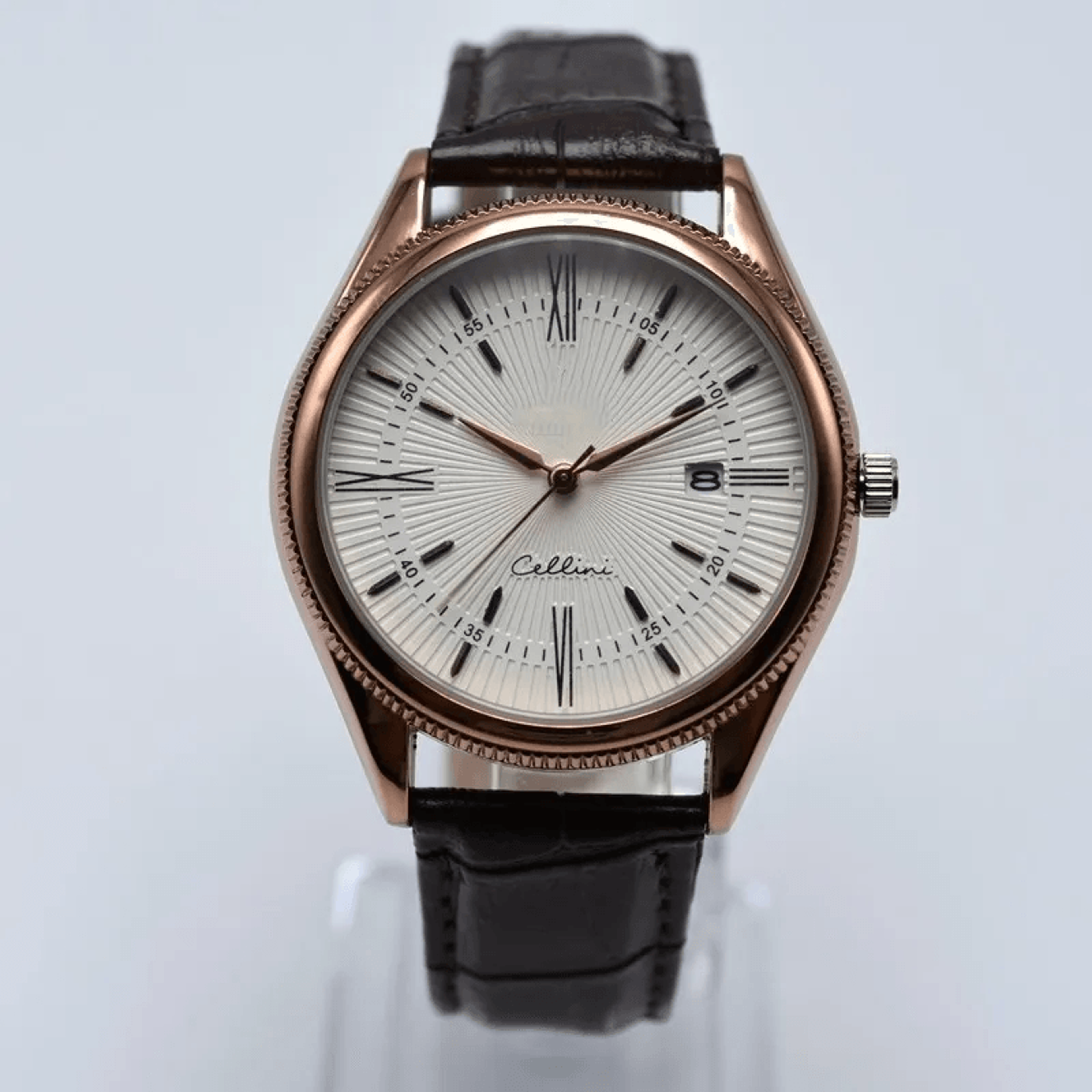 Mens Rose Gold Quartz Watch With Vintage Leather Strap And Auto Date 6