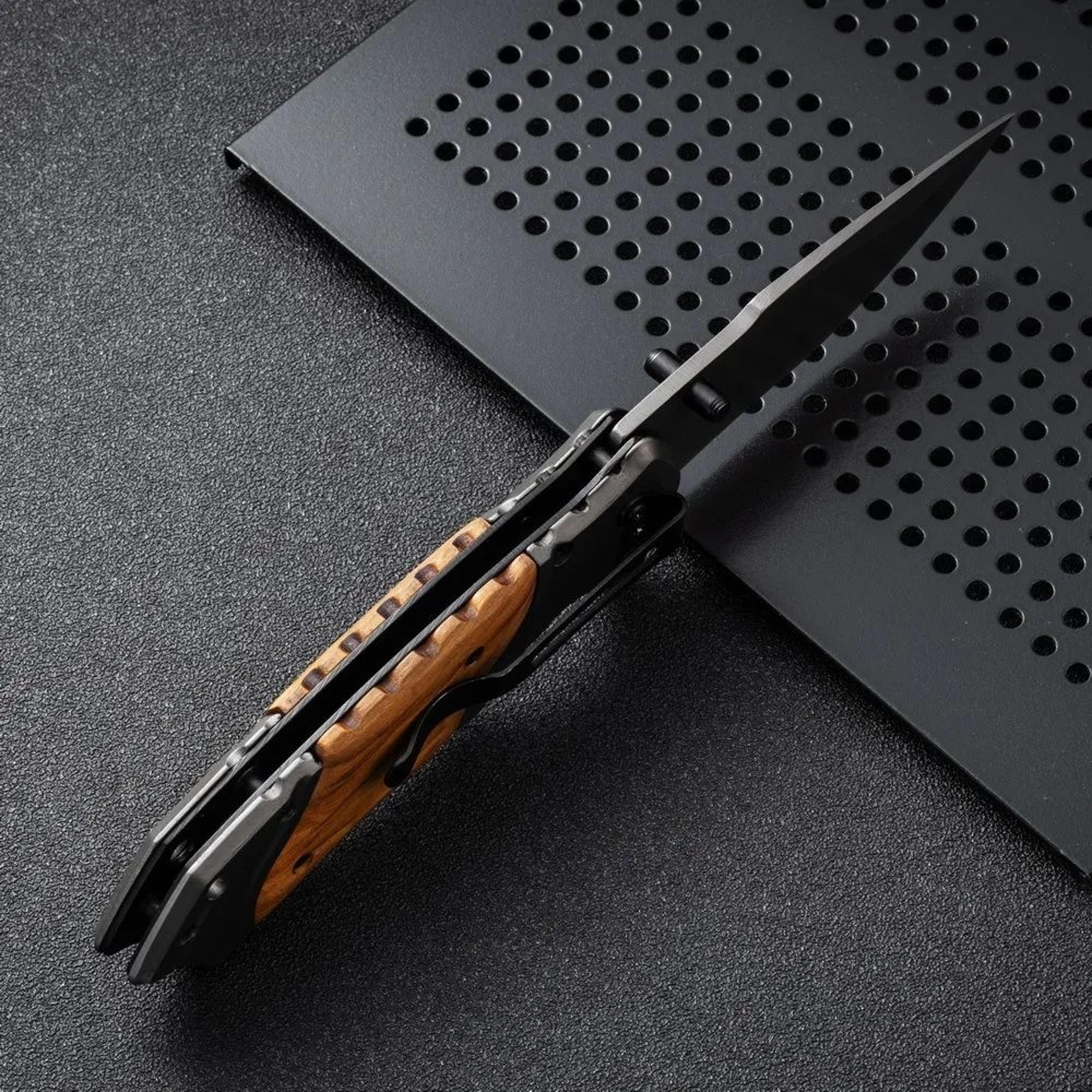 Outdoor Fixed Blade Camping Knife With Steel Blade And Handle 6