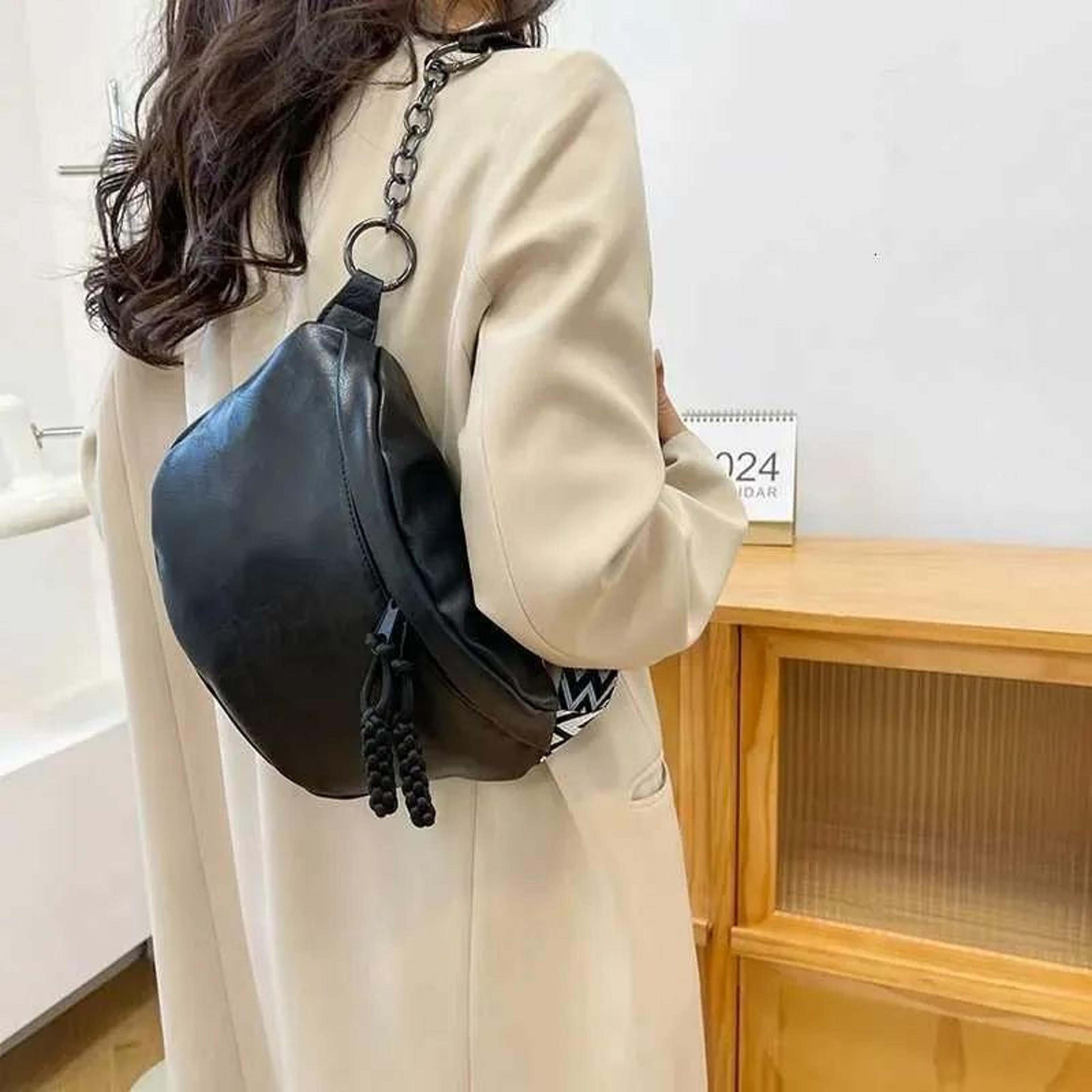Crocodile Pattern Waist Bag With Chain Strap For Crossbody And Shoulder Wear 2