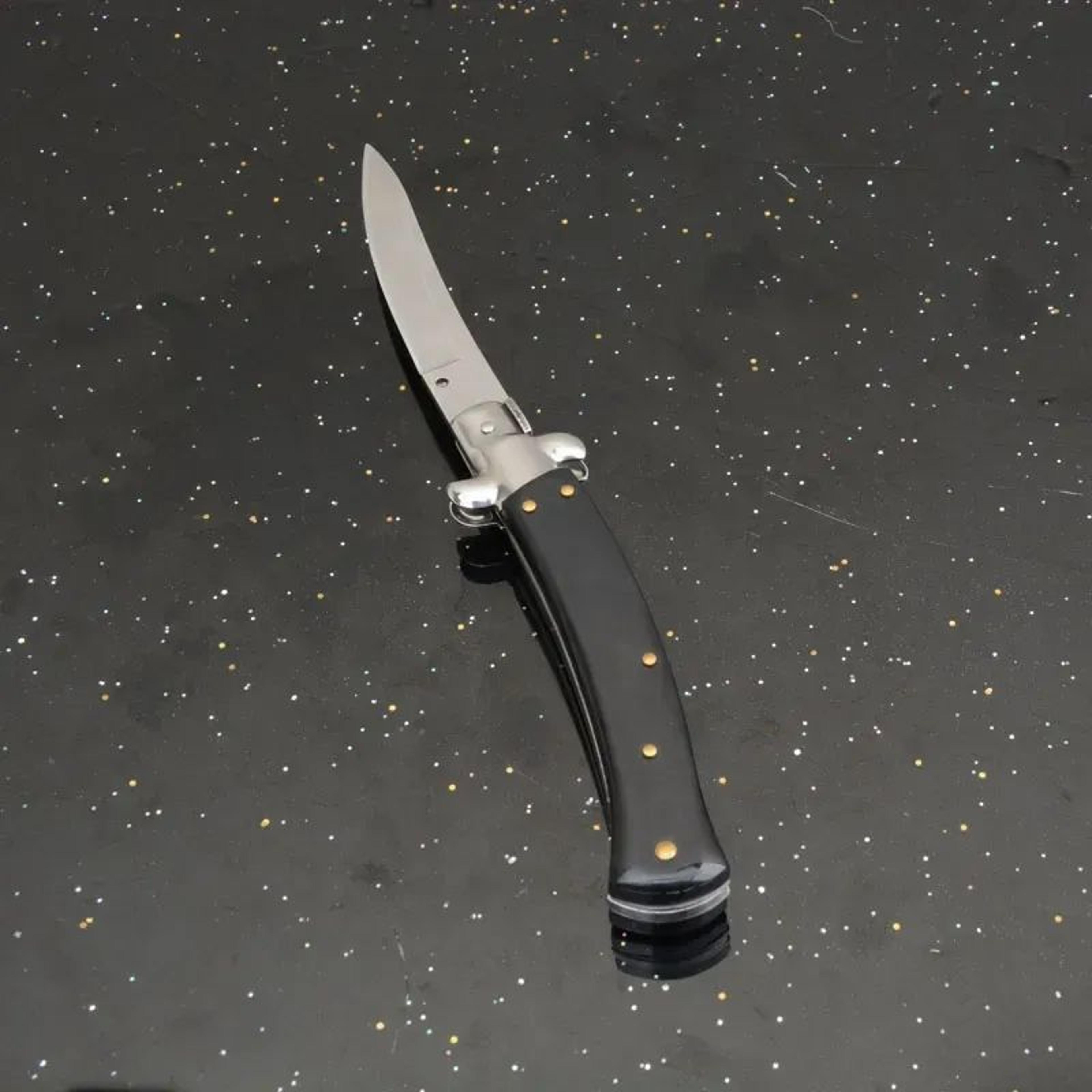 Folding Pocket Knife With Stainless Steel Blade And Acrylic Handle 2