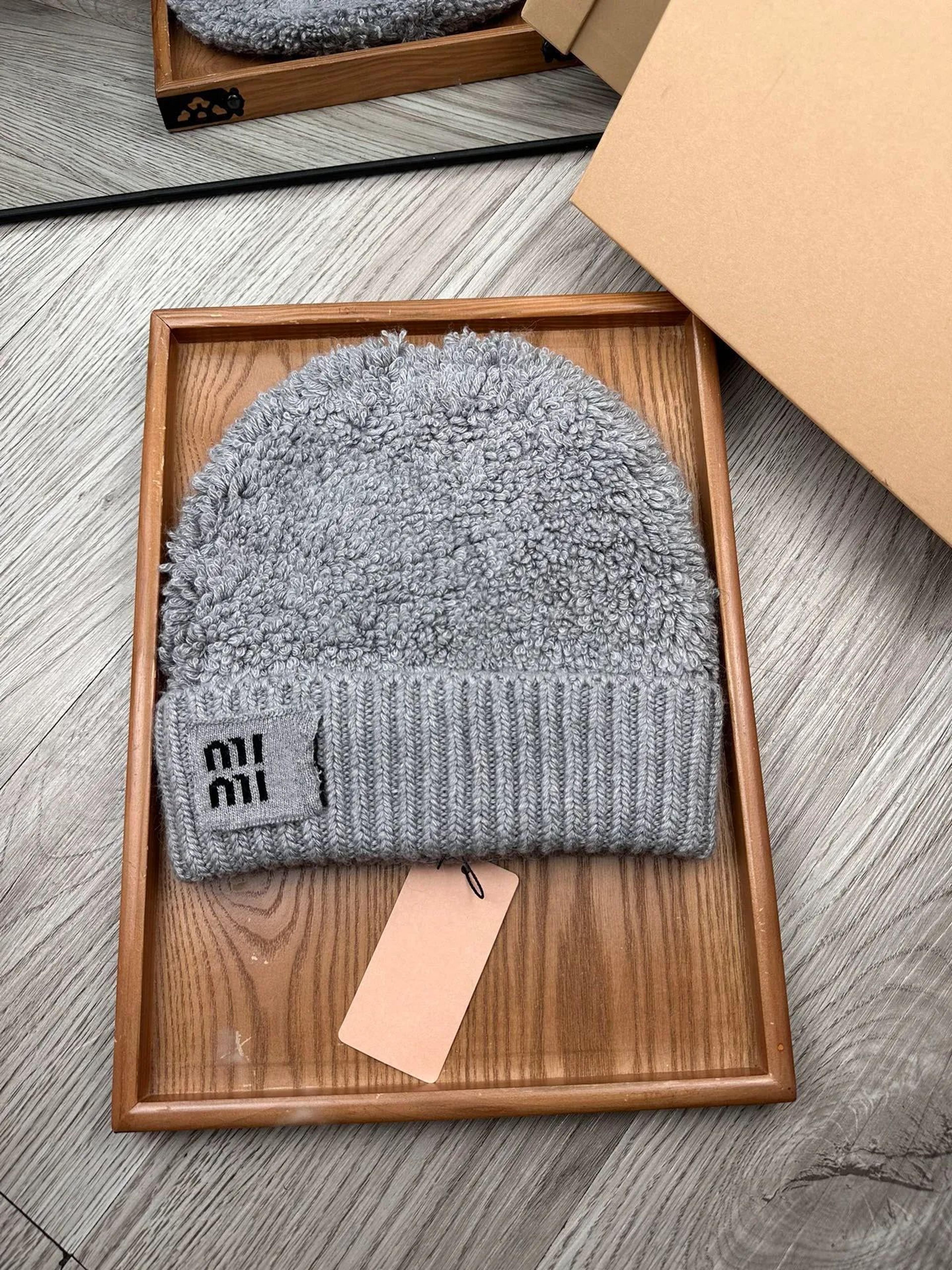 Cashmere Knit Beanie Hat For Men And Women With Warm Fitted Dome Design 6