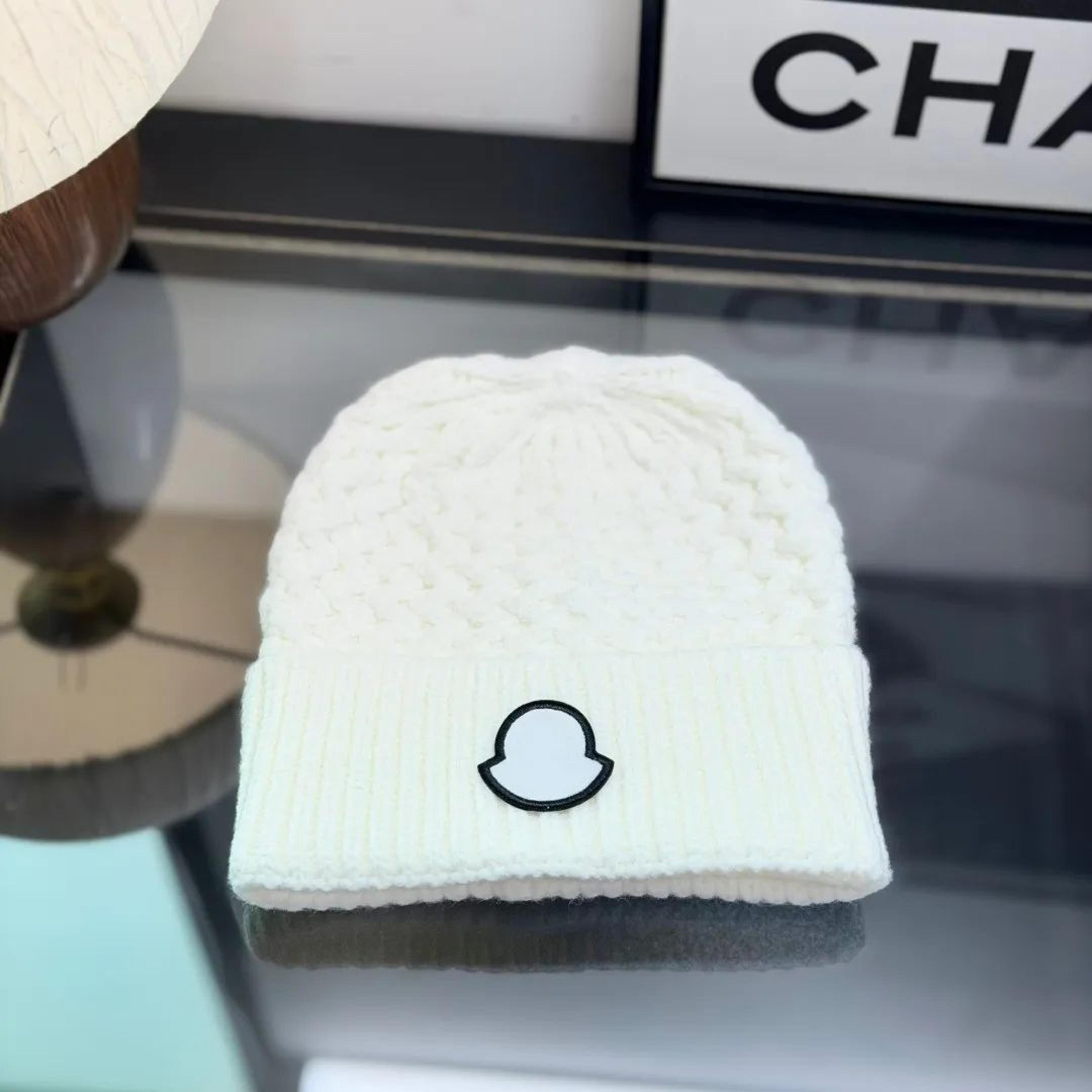 winter knitted beanie hat for men and women with warm stretch fit