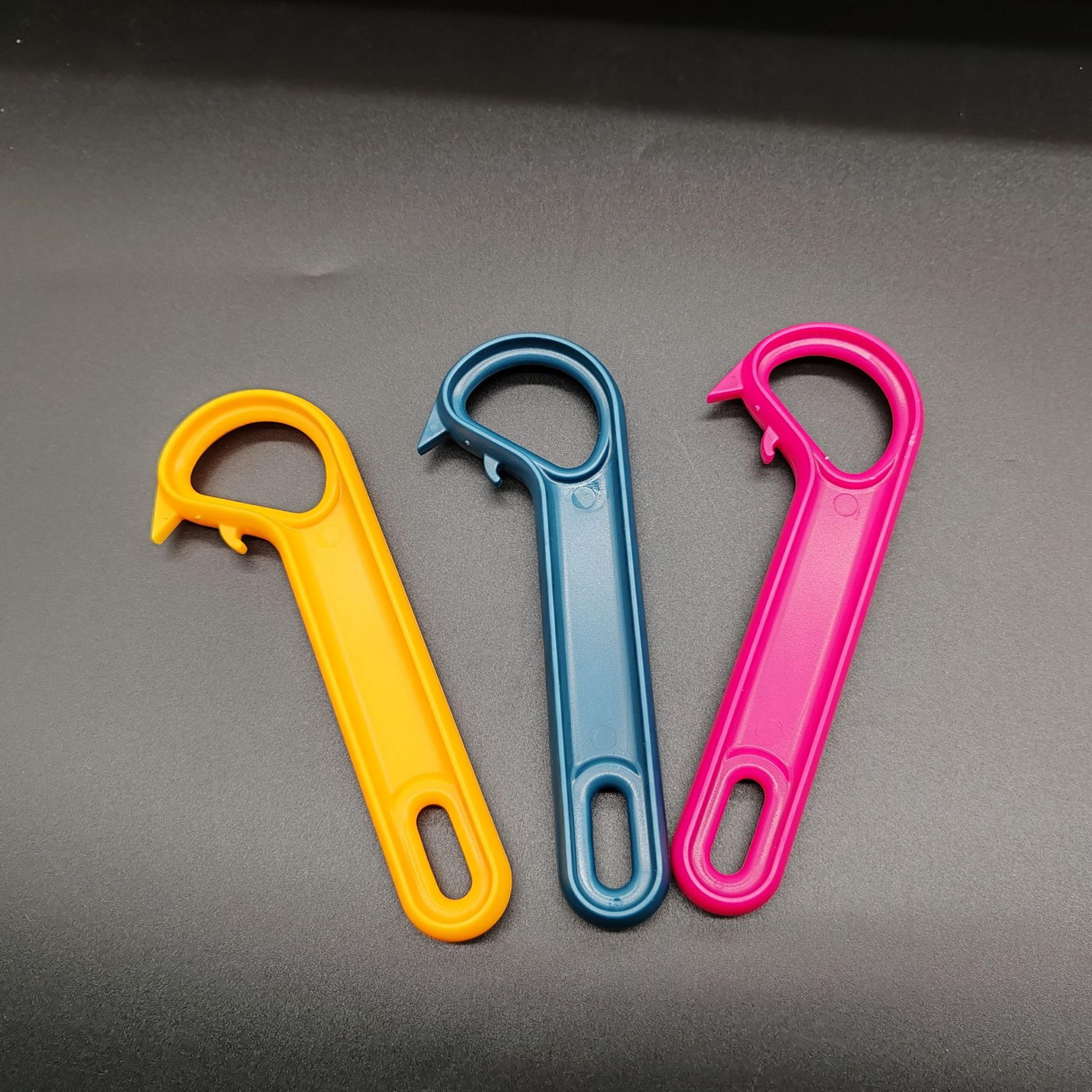 Pull Tab Can Opener Nail Saver Tool For Soda And Food Cans 1