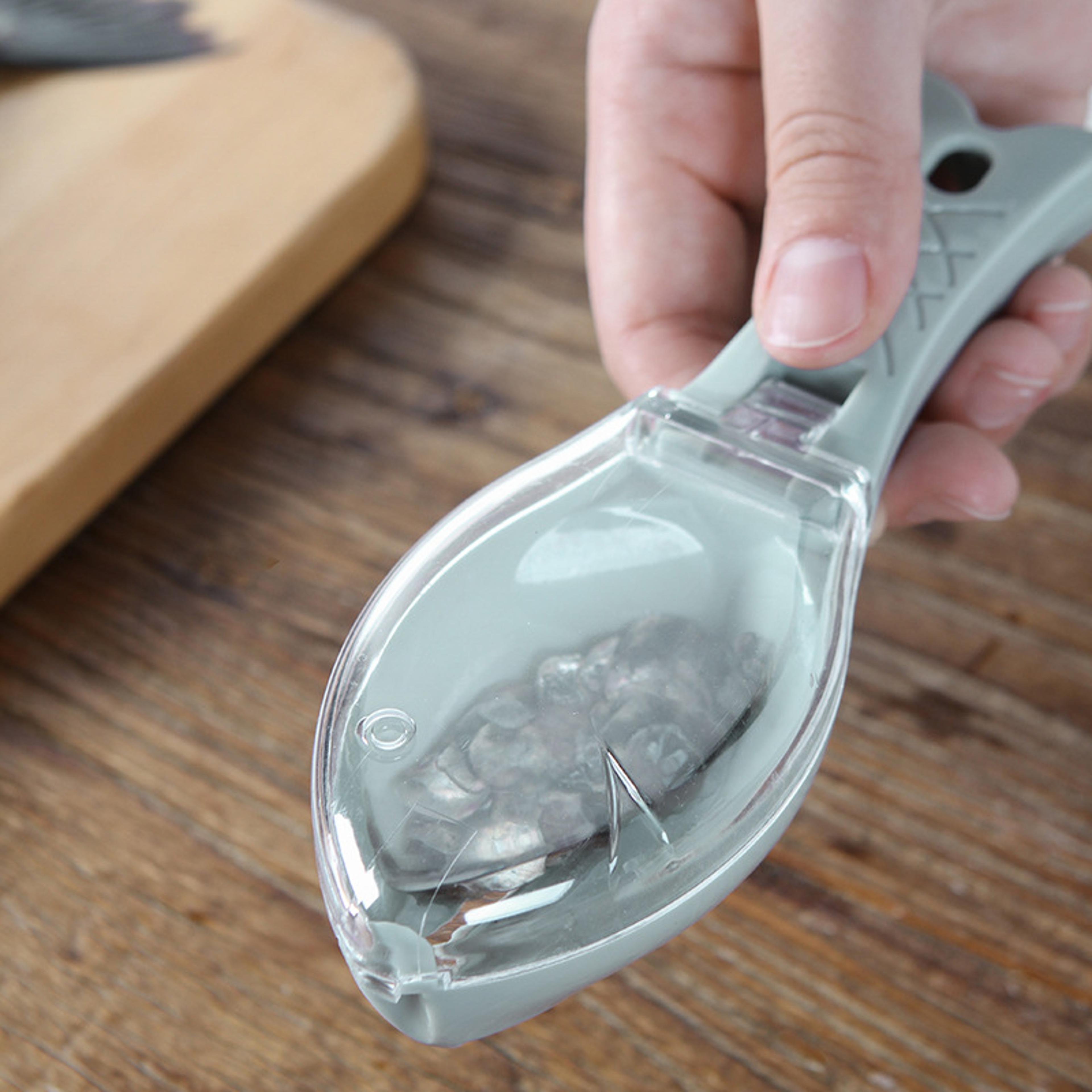 Fish Scaler Tool Stainless Fish Cleaning Scraper With Protective Cover For Kitchen Cooking 3
