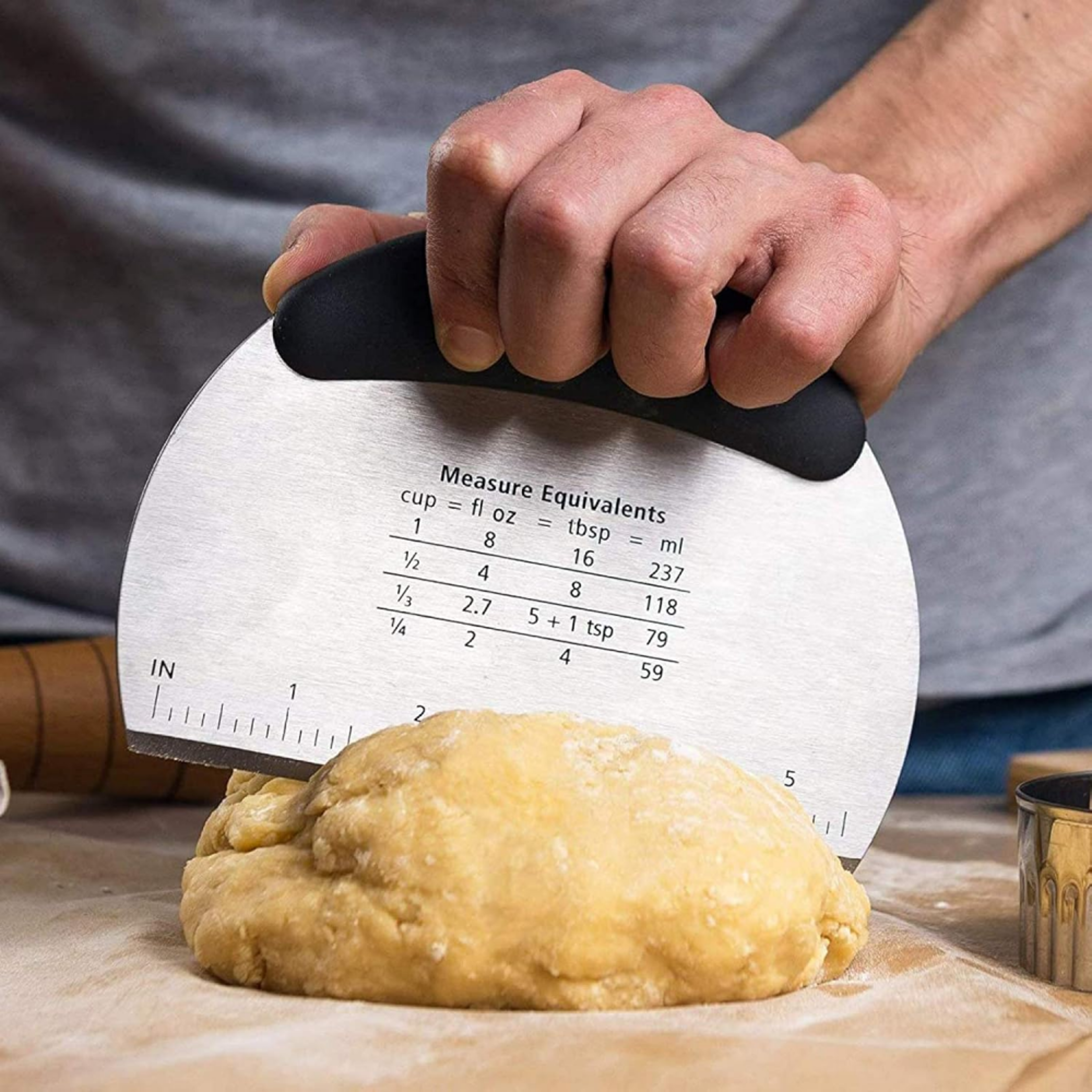 Stainless Steel Pastry Cutter And Dough Scraper Baking Tool With Measurement Guide 4