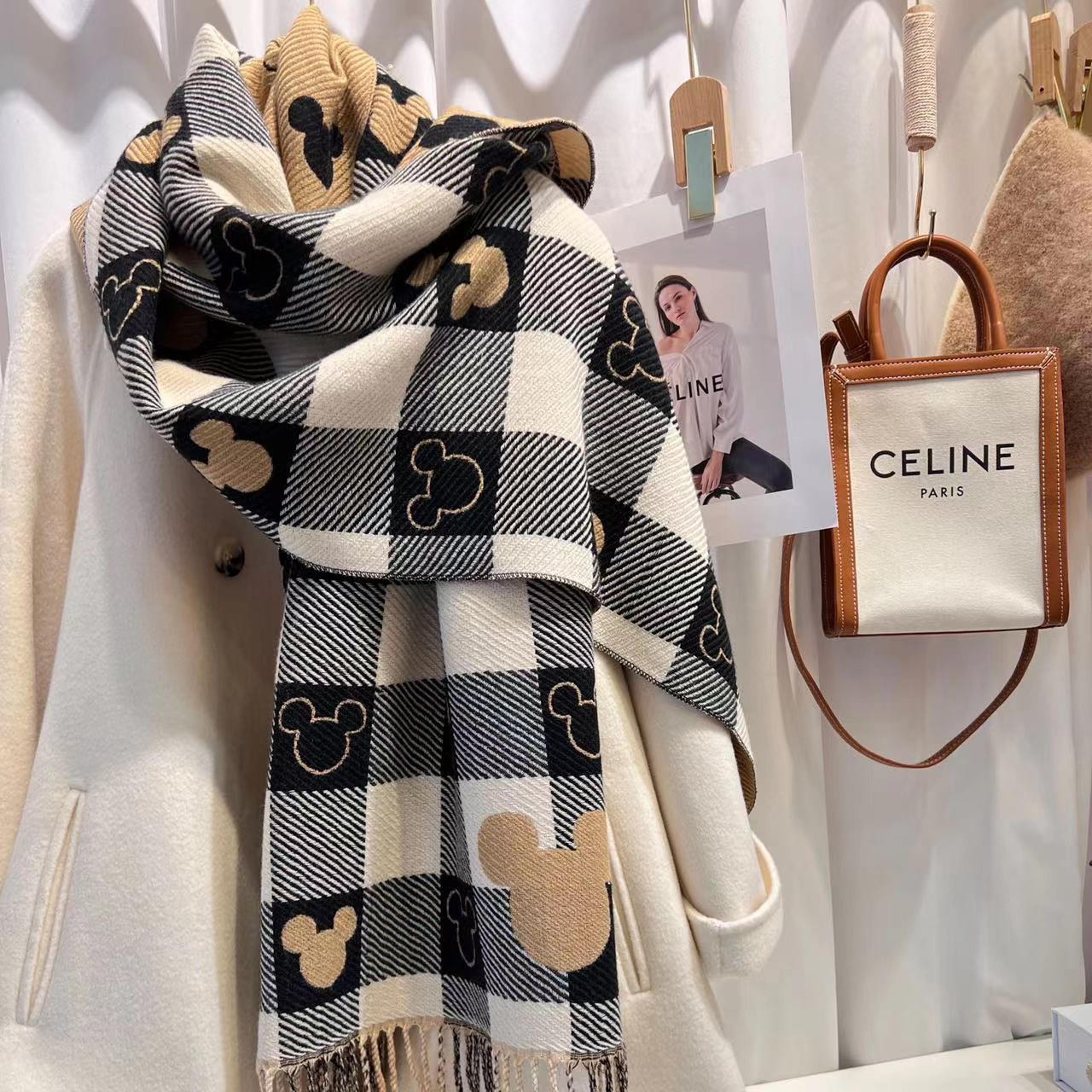 Womens Winter Scarf With Printed Design And Tassels 1