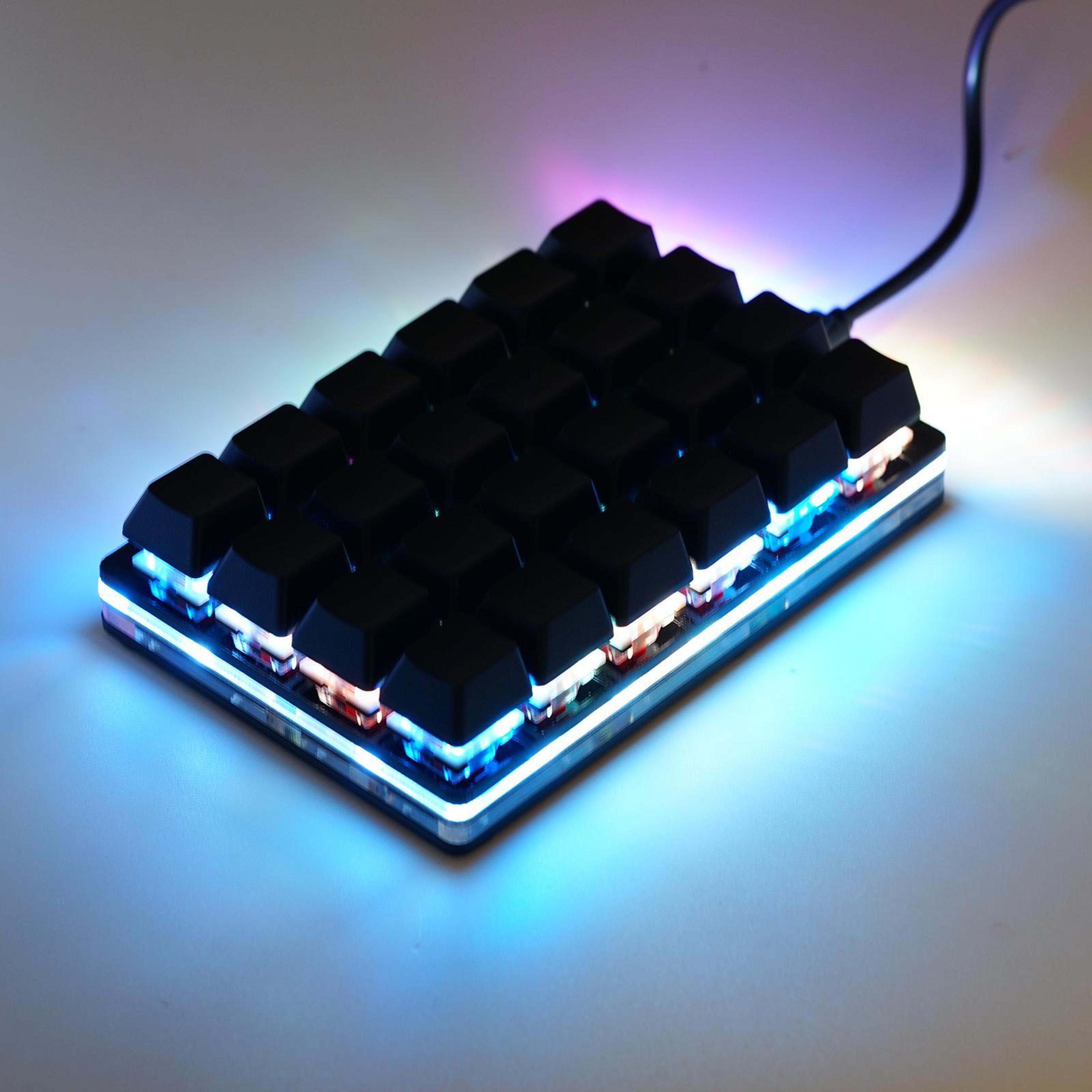 mini mechanical gaming keyboard with programmable shortcut keys and usb connection