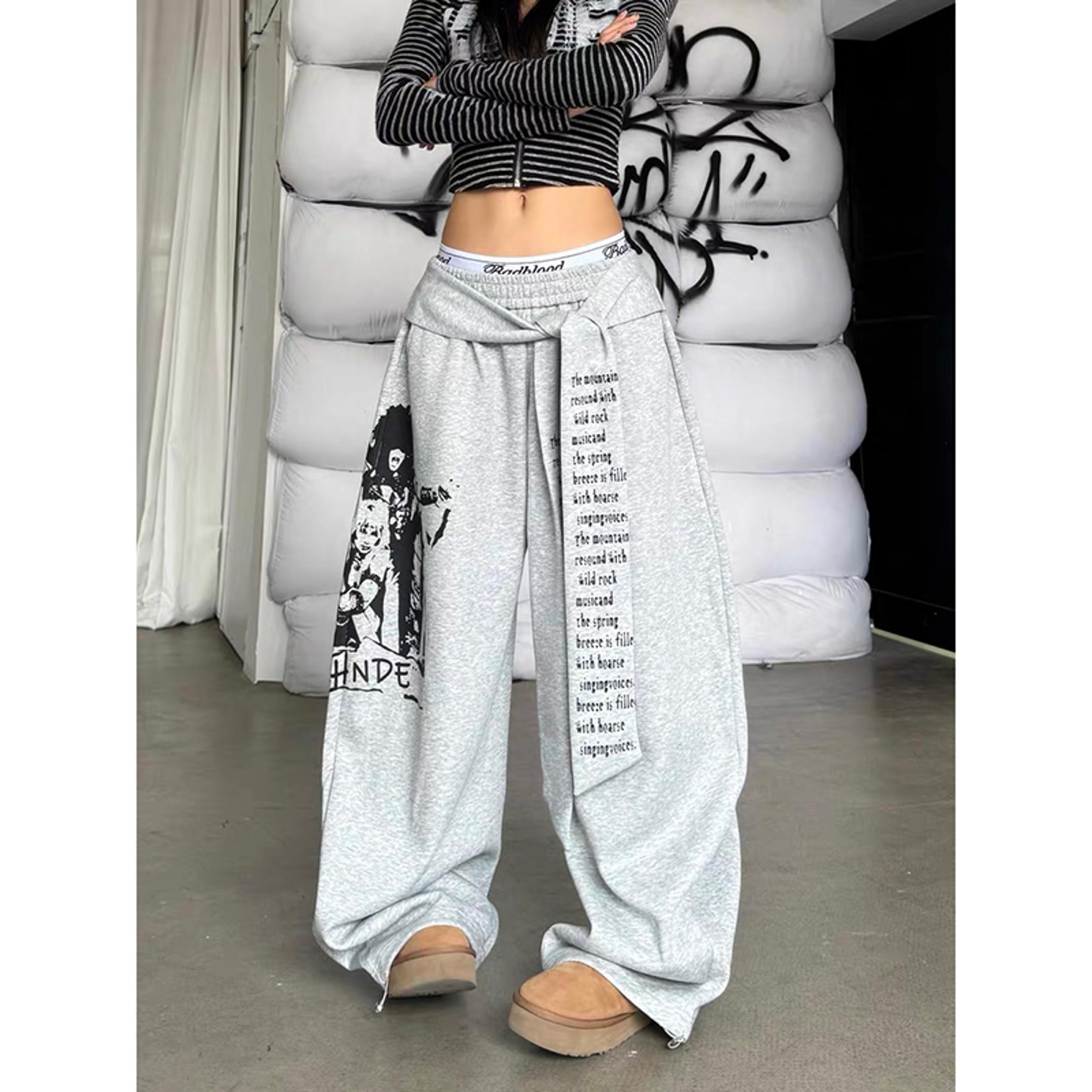 Womens Gray Baggy Sweatpants Gothic Letter Print Wide Leg Pants 3