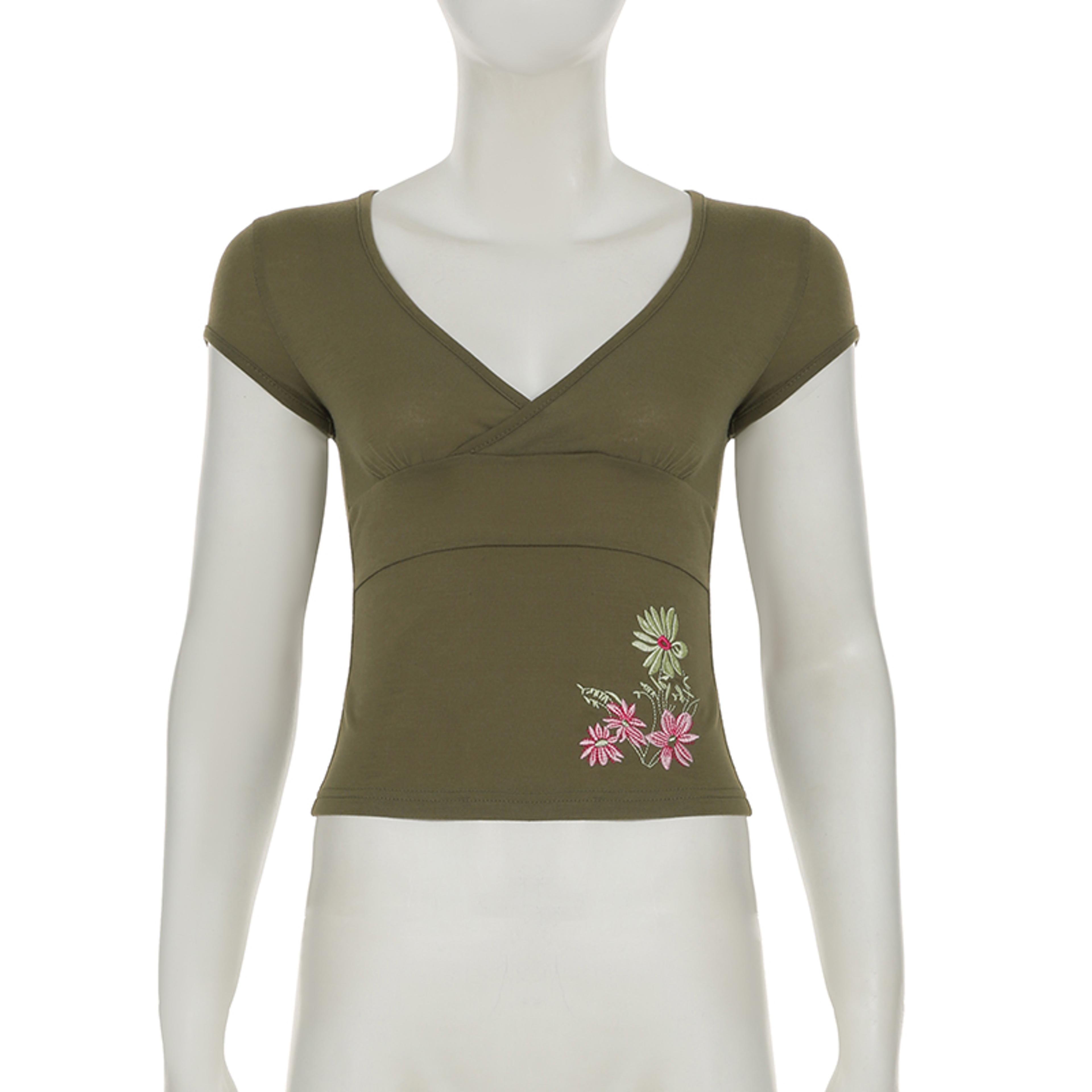 Vintage Y2K Floral Top Embroidered V Neck Slim Fit Cap Sleeve T Shirt For Women 3